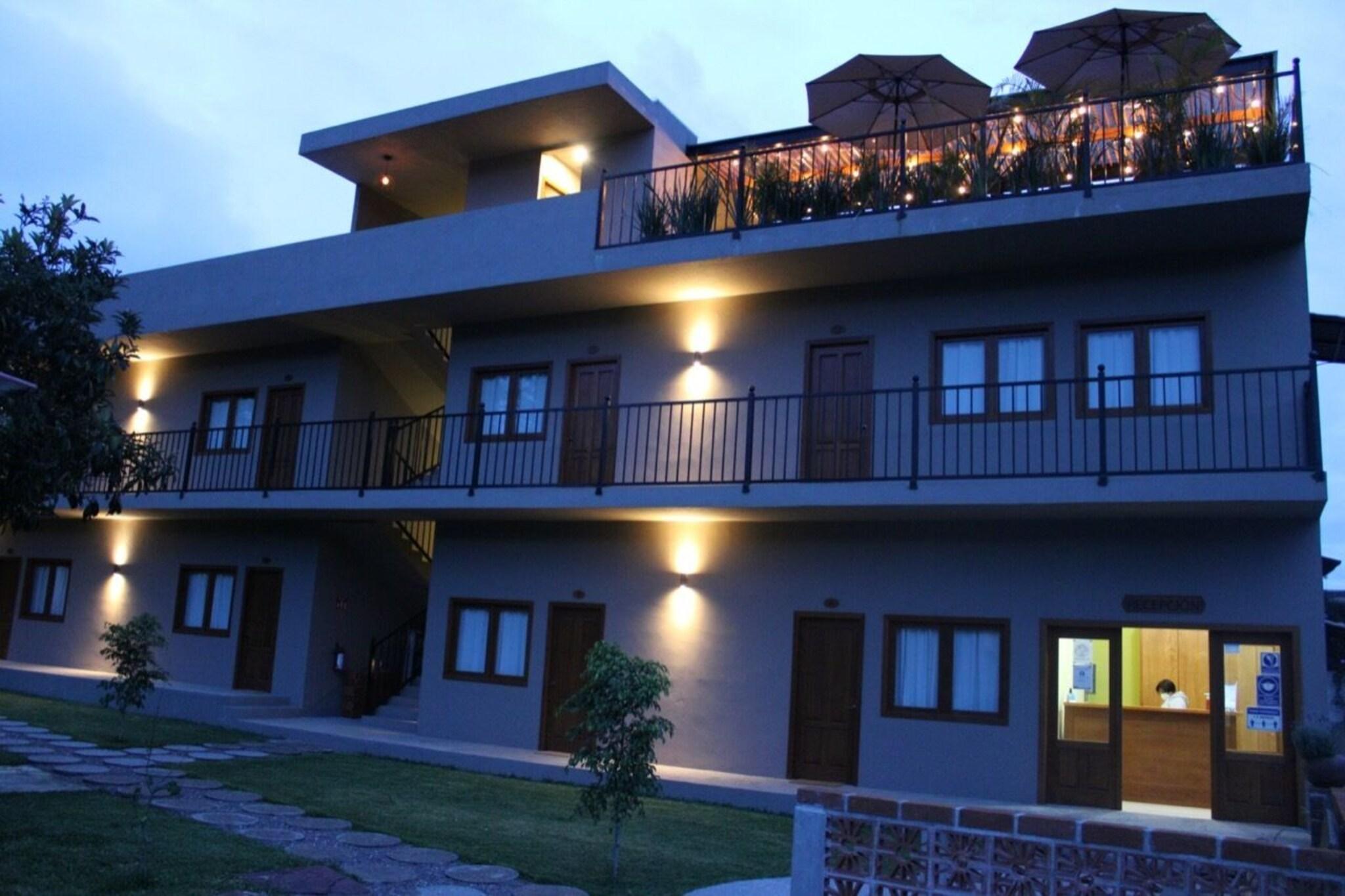 Vista Exterior Artesanos 11 by Rotamundos