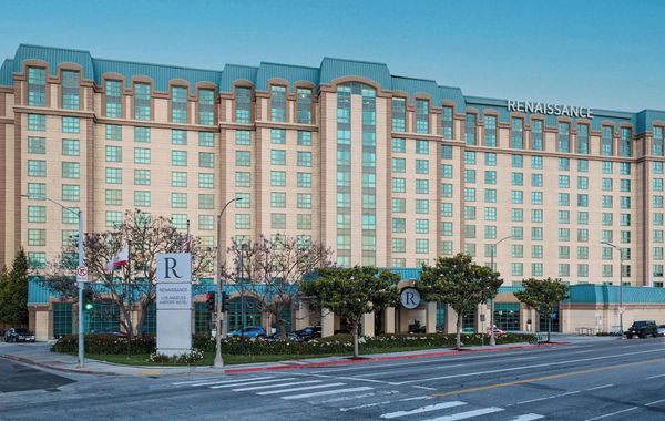 Renaissance Los Angeles Airport Hotel