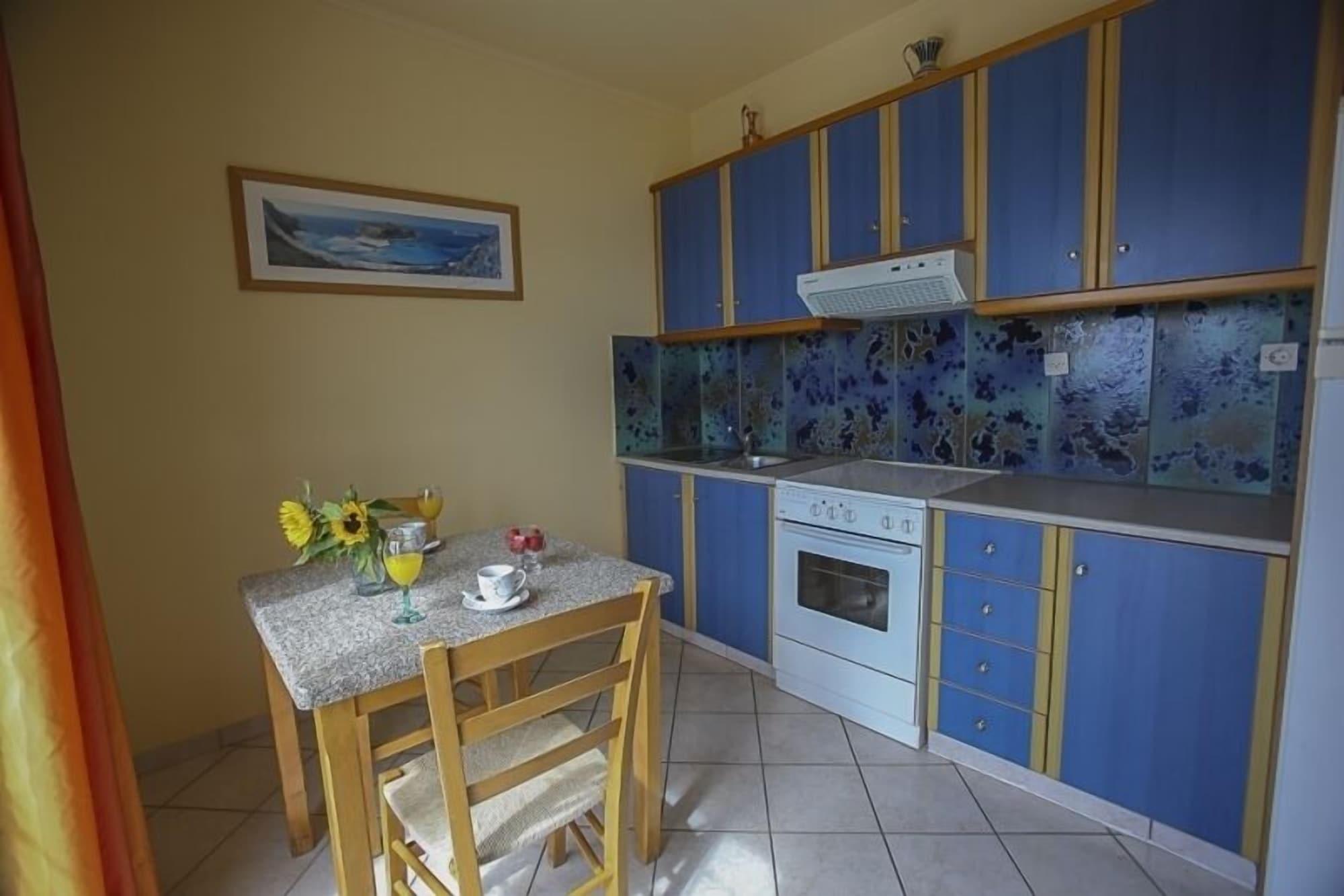 Equipamiento de Habitación Garbis Villas