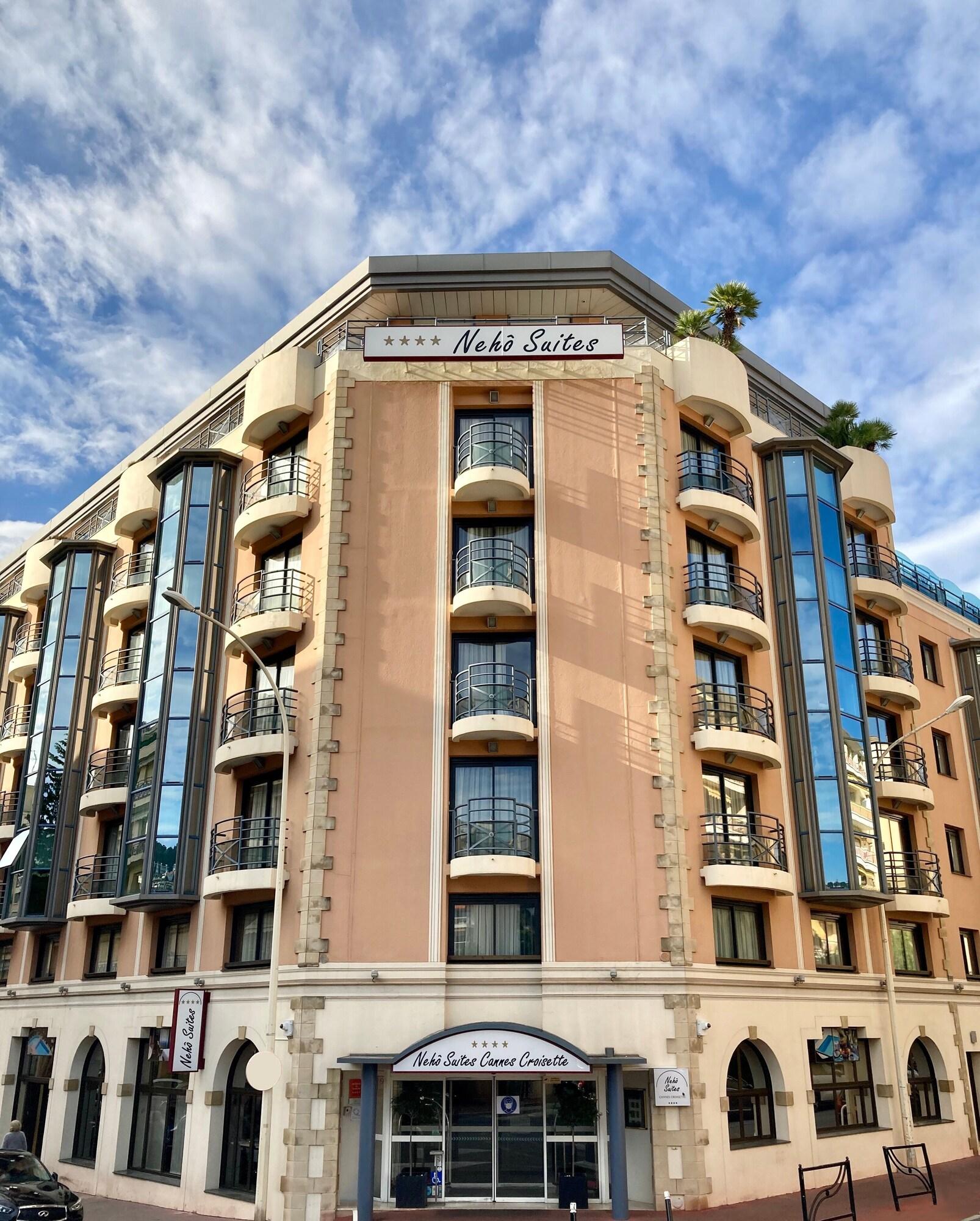 Vista Exterior Nehô Suites Cannes Croisette