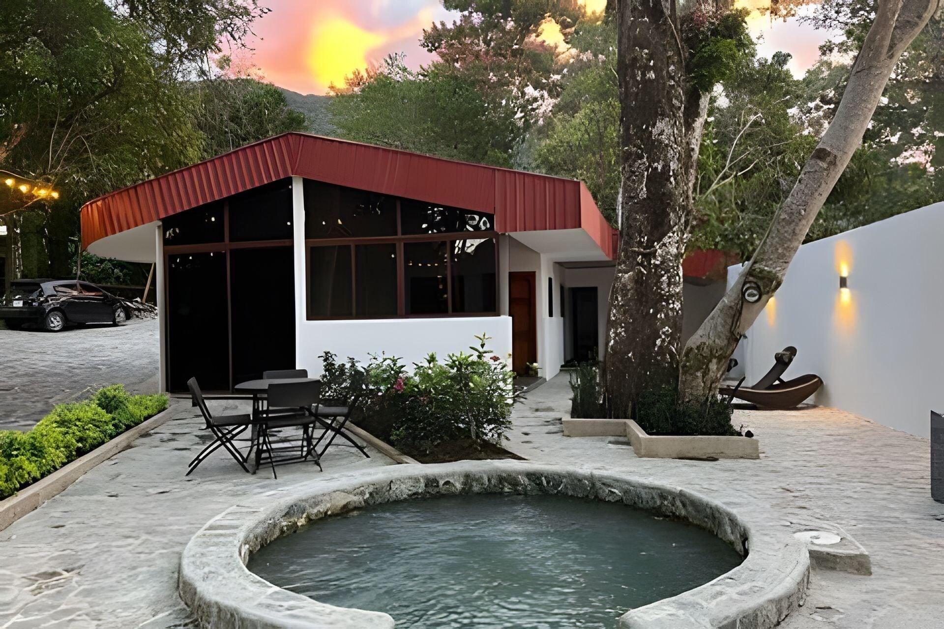 Restaurant Hotel Termales La Montaña