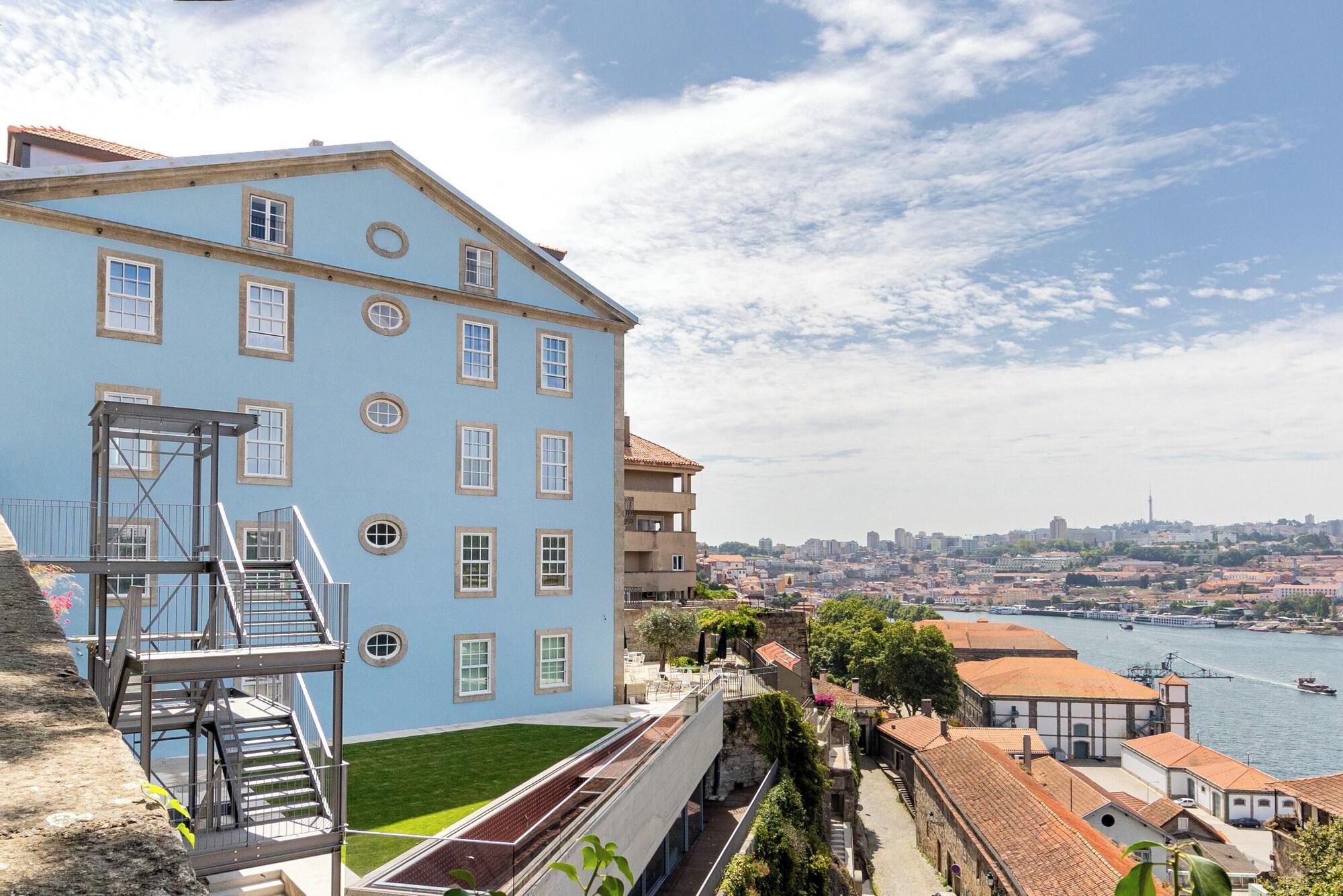 Varios Maison Bleue by Vila Foz