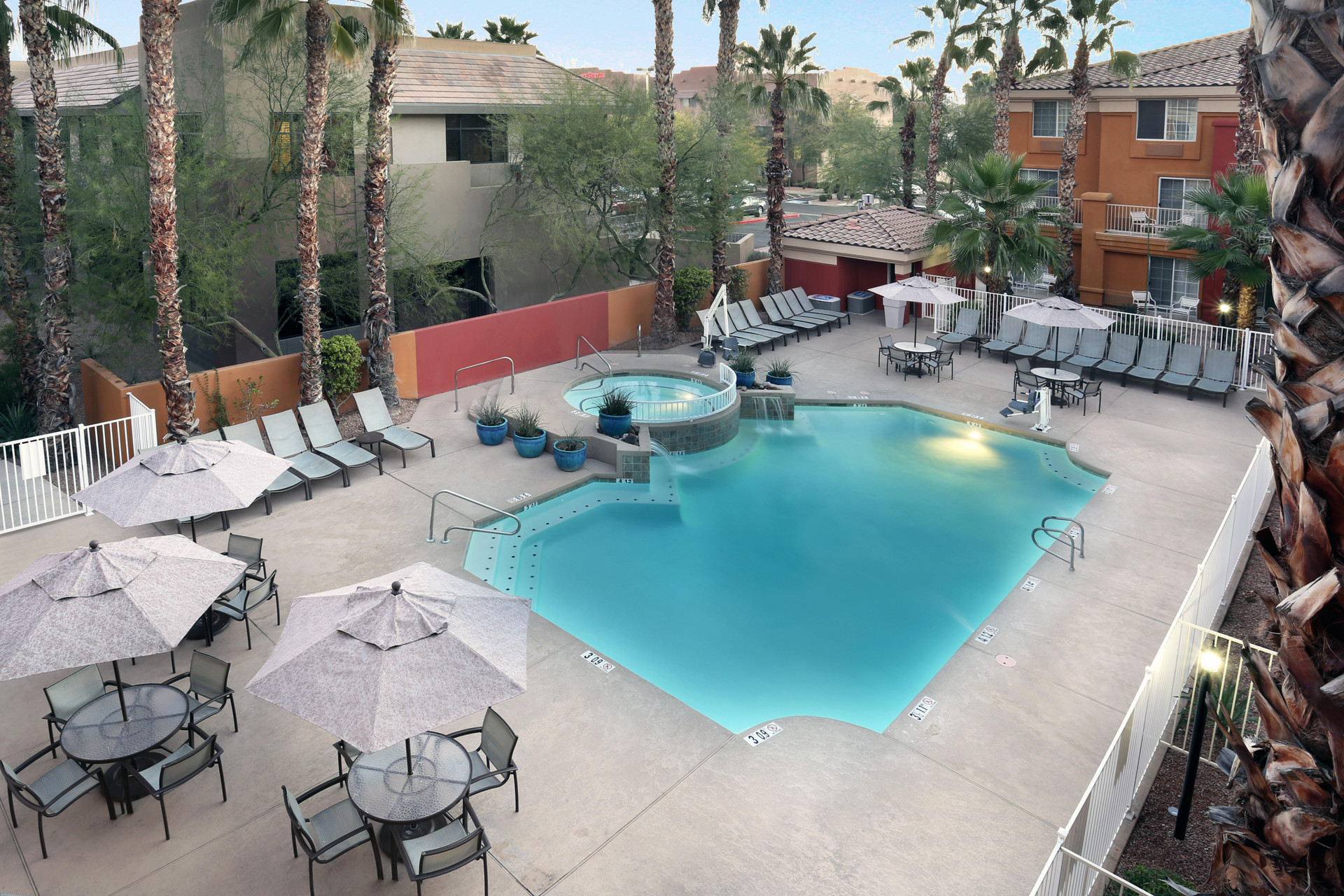Vista Piscina Holiday Inn Express & Suites Scottsdale - Old Town