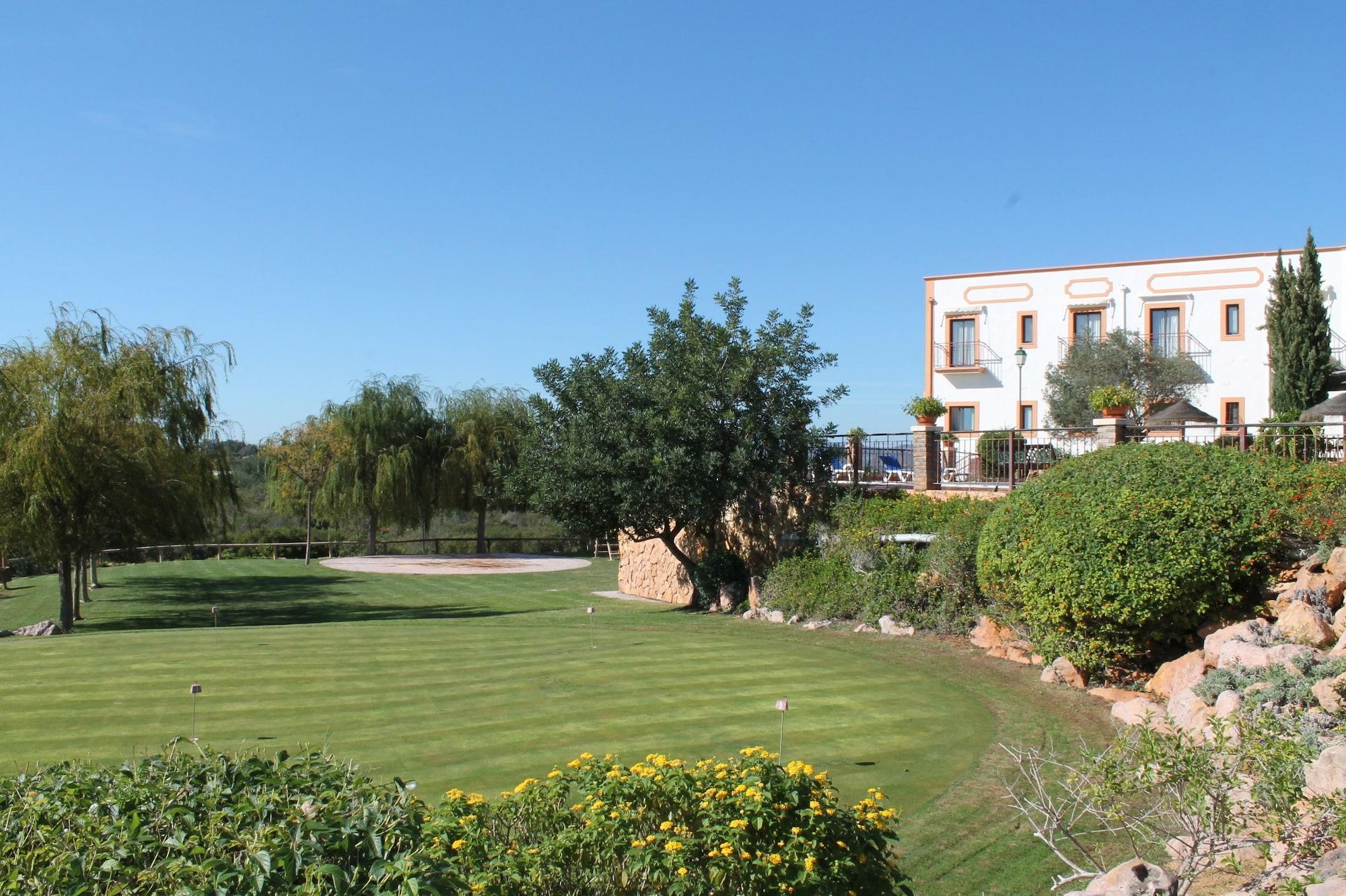Campo de Golf Quinta dos Poetas Nature Hotel & Apartments