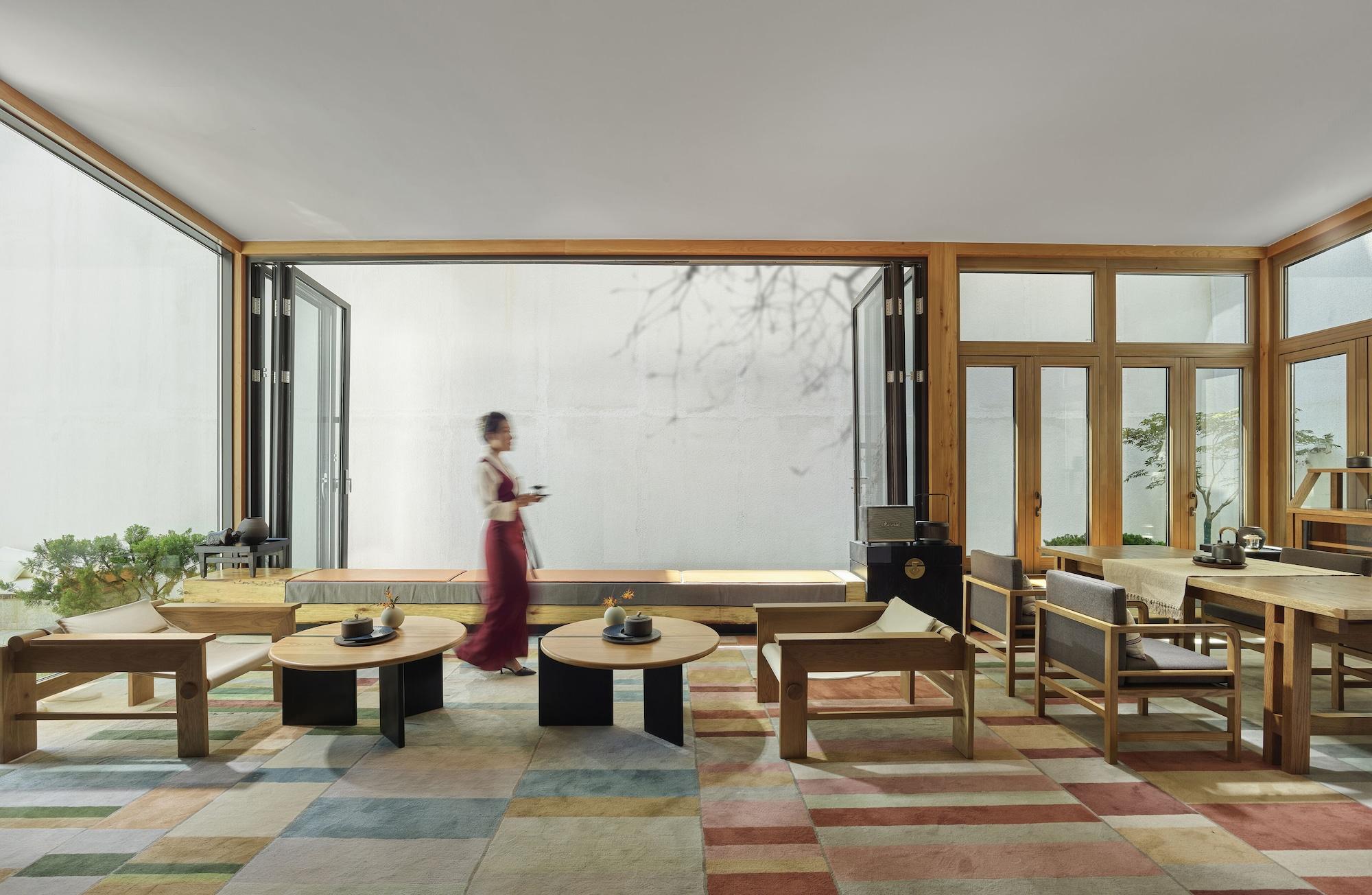 Vista Lobby LUX Tea Horse Road Shangri-La