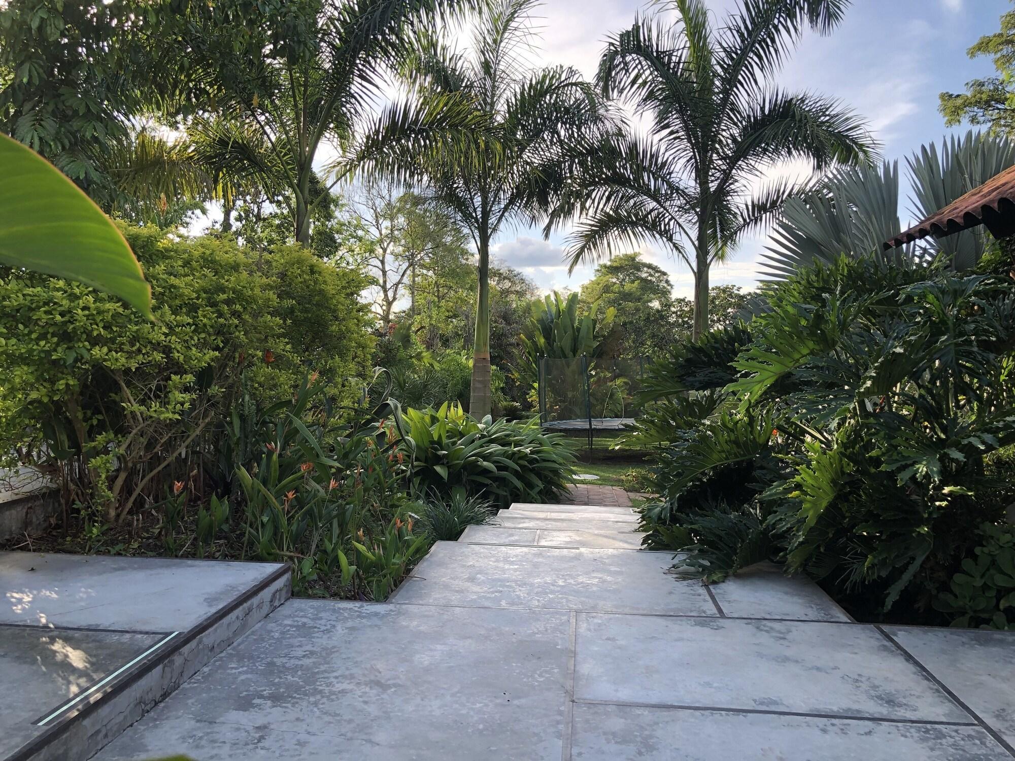 Vista Exterior Finca Hotel Brasilia