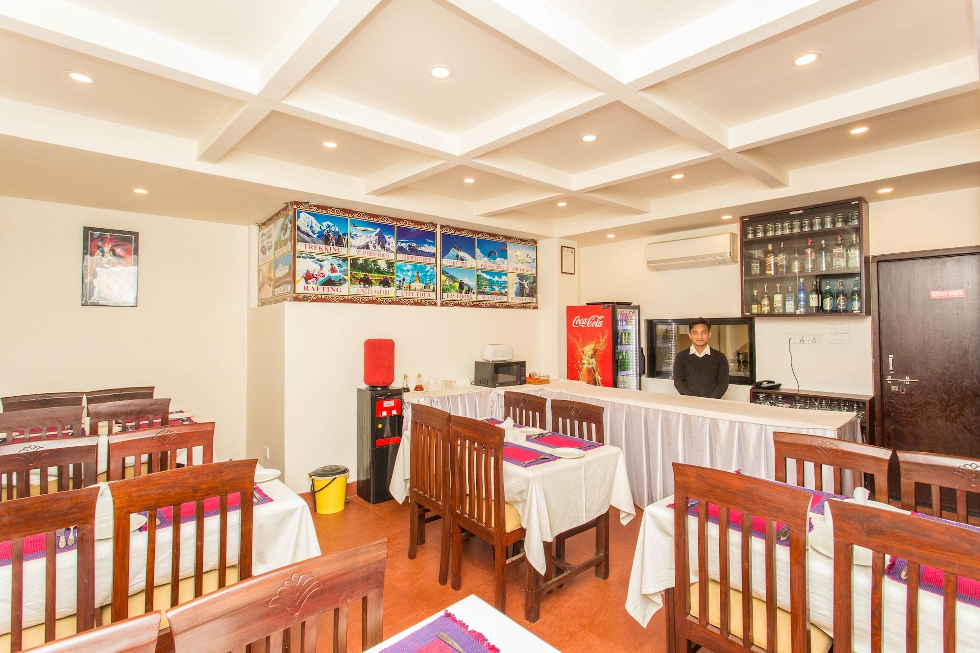 Bar/Salón Hotel Jay Suites