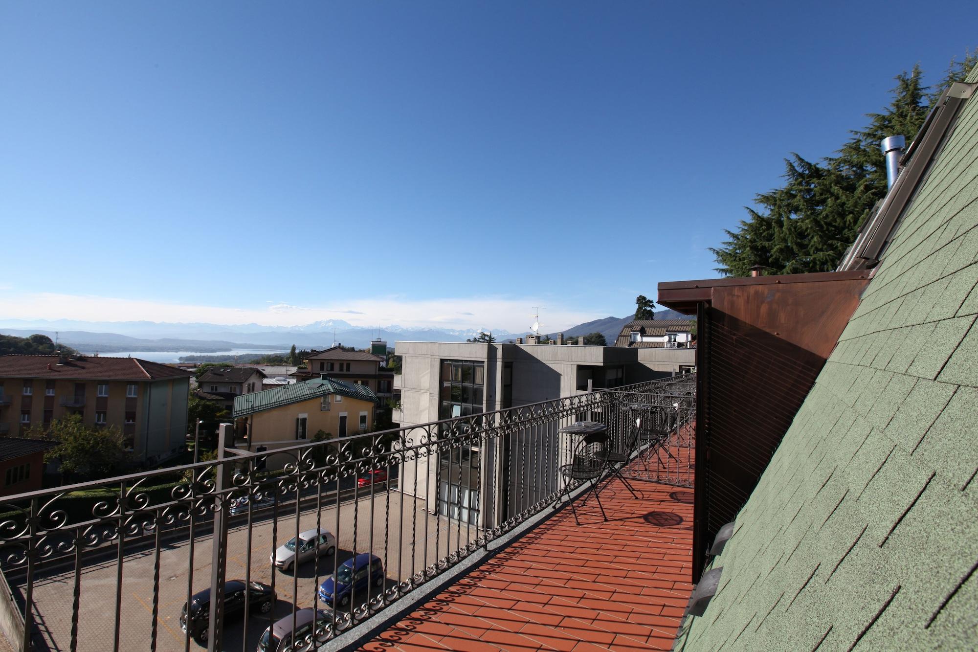 Vista Exterior Hotel Ungheria Varese 1946