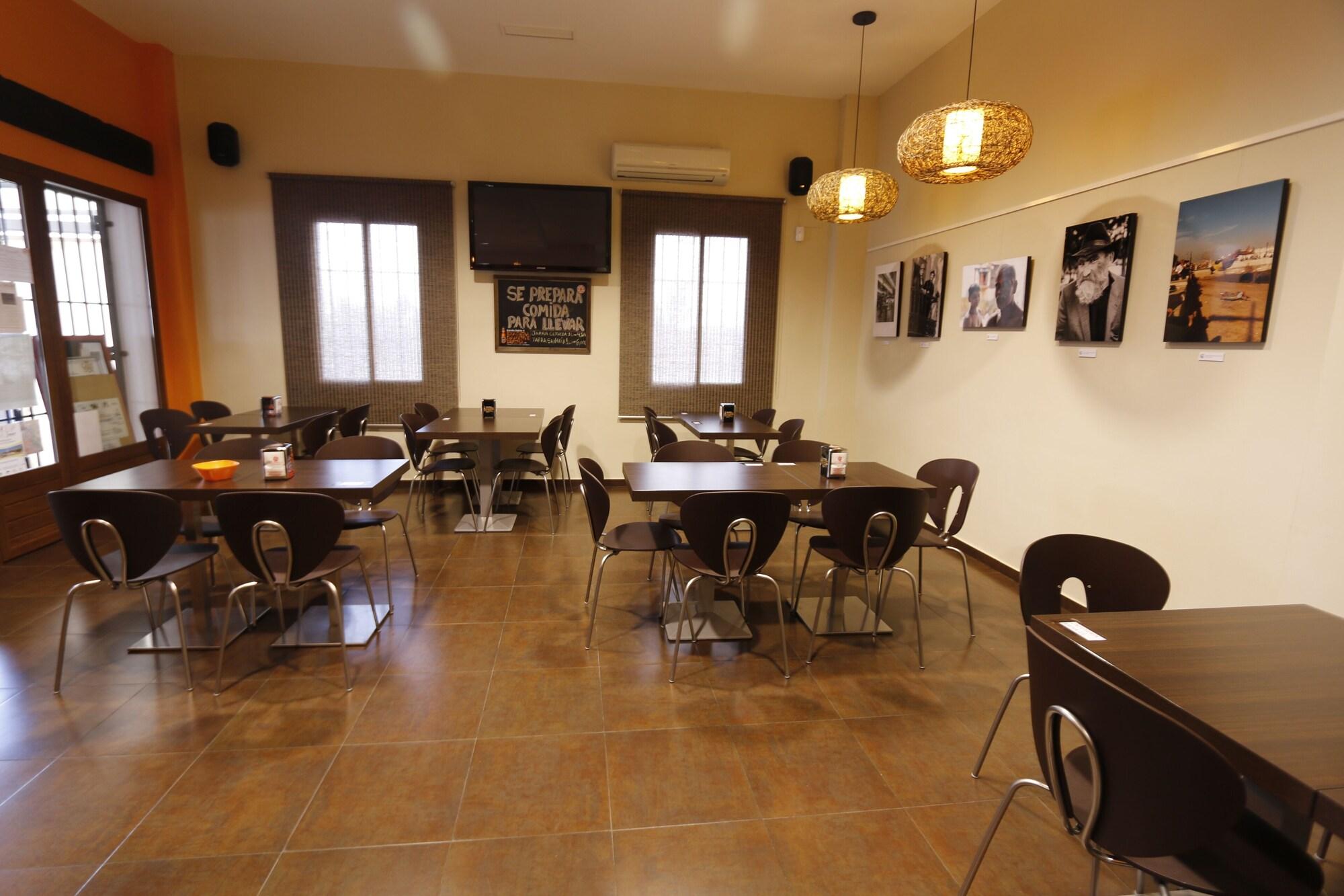 Bar/Salón Hotel Rural Arroyo La Plata by Bossh Hotels