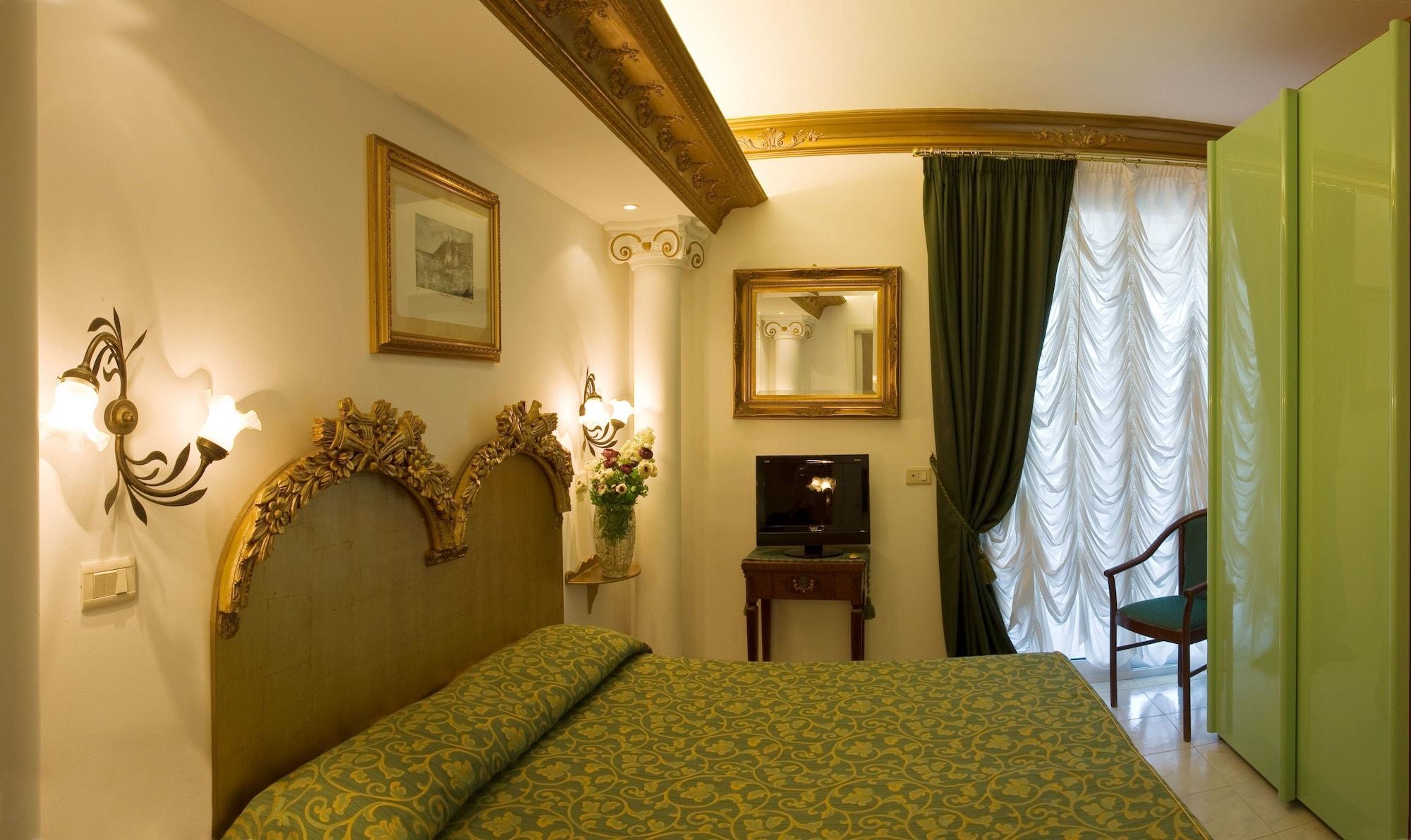 Habitación Grand Hotel Michelacci