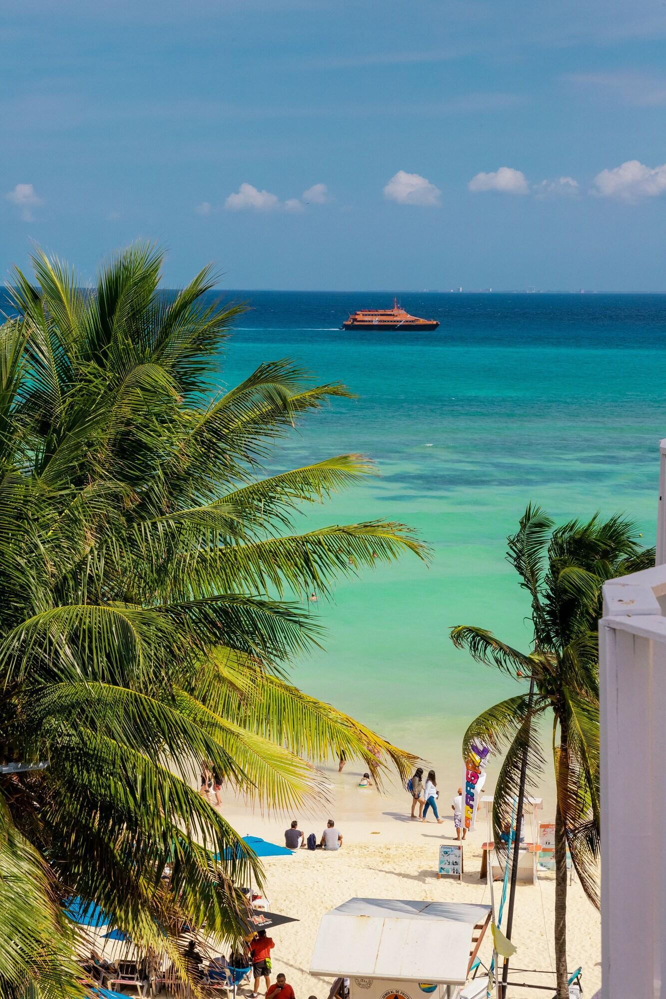 Playa Kay Hotel