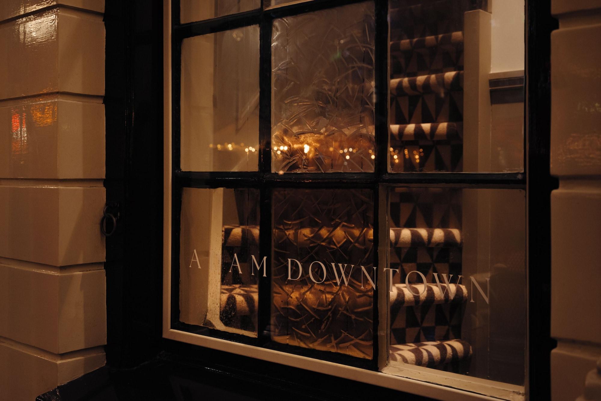 Vista Exterior Adam Downtown