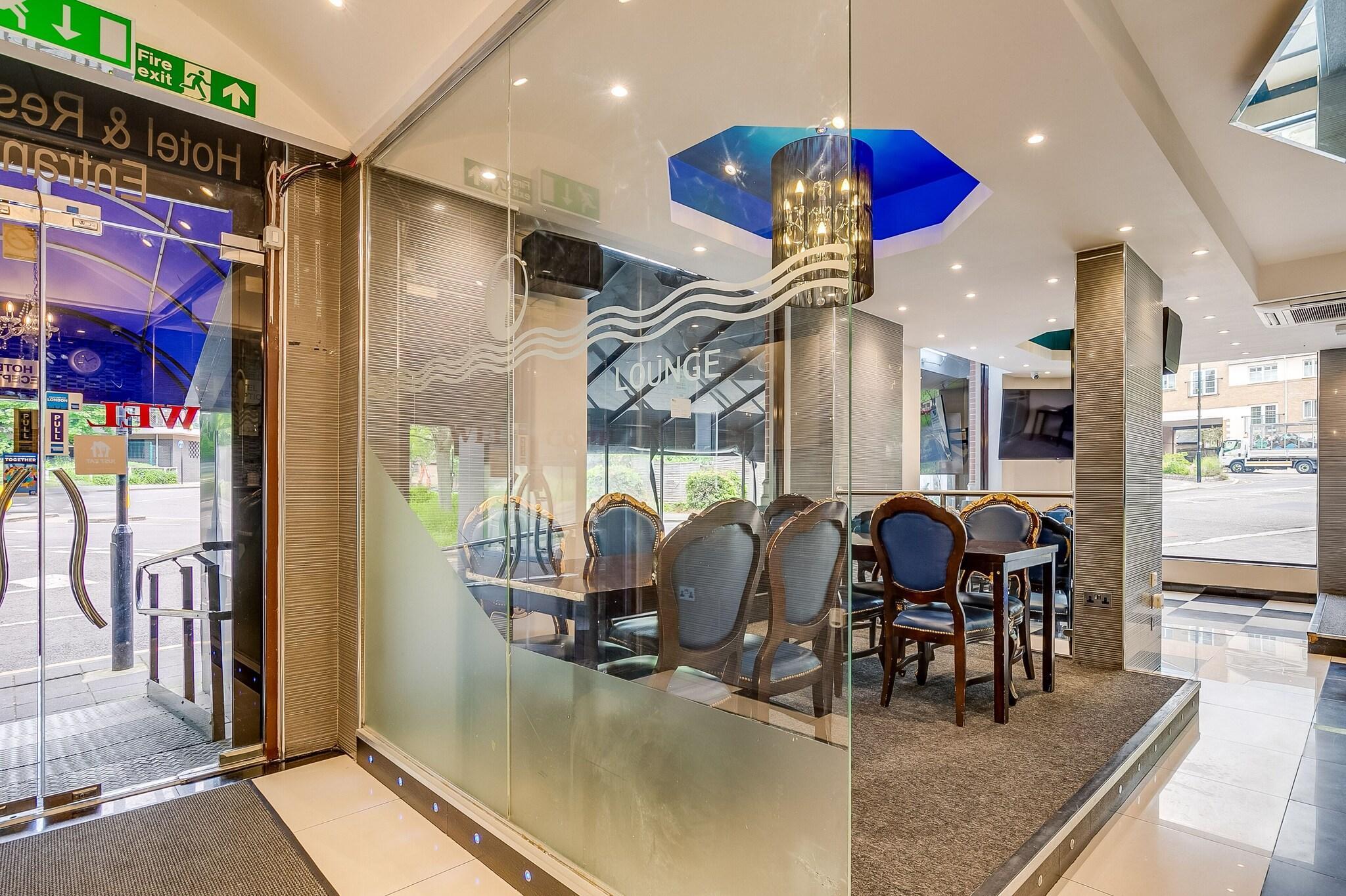 Restaurant London Star Hotel