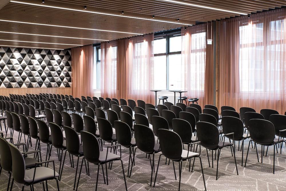 Hotel Wyndham Grand Frankfurt