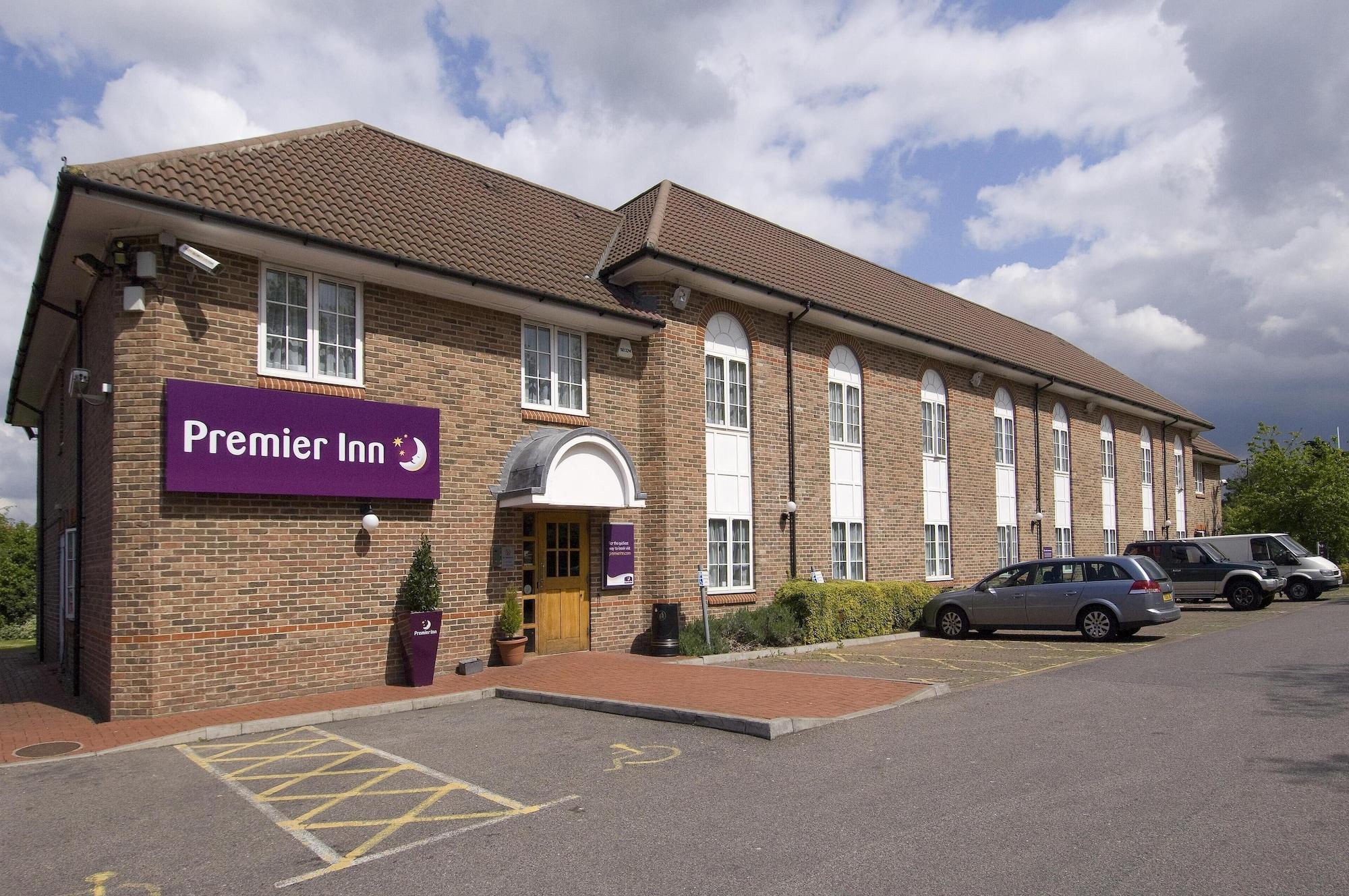 Varios Premier Inn London Greenford