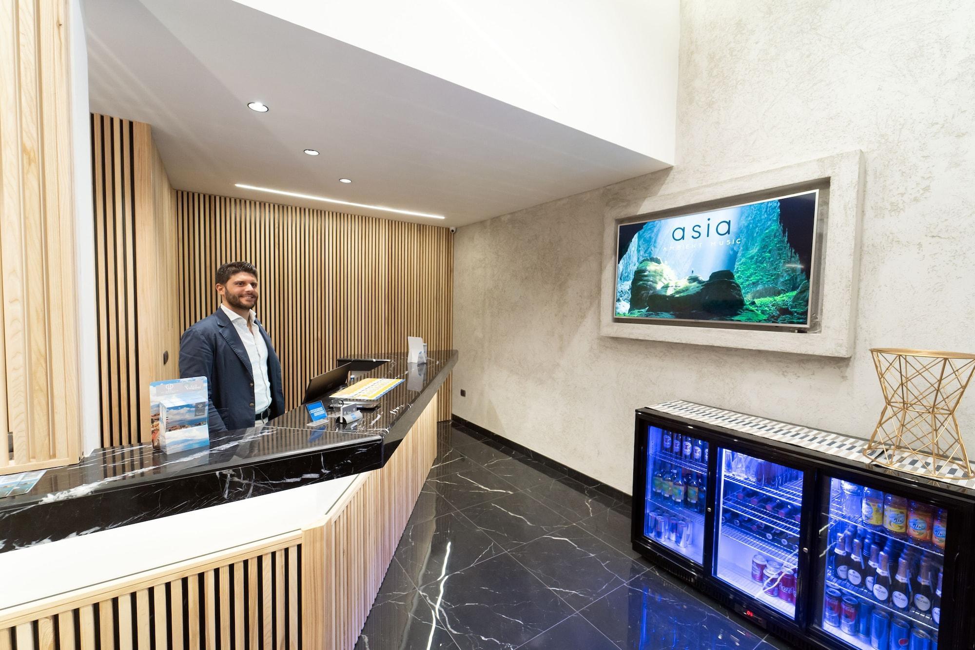 Vista Lobby H. G. Boutique Toledo Napoli Centro by ClaPa Group Dislocated Hospitality
