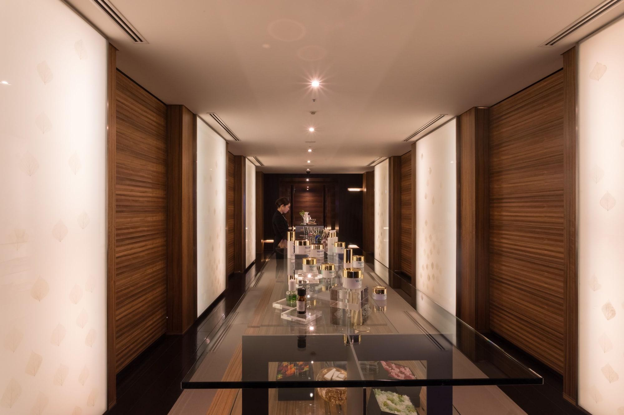 Spa Four Seasons Hotel Tokyo at Marunouchi