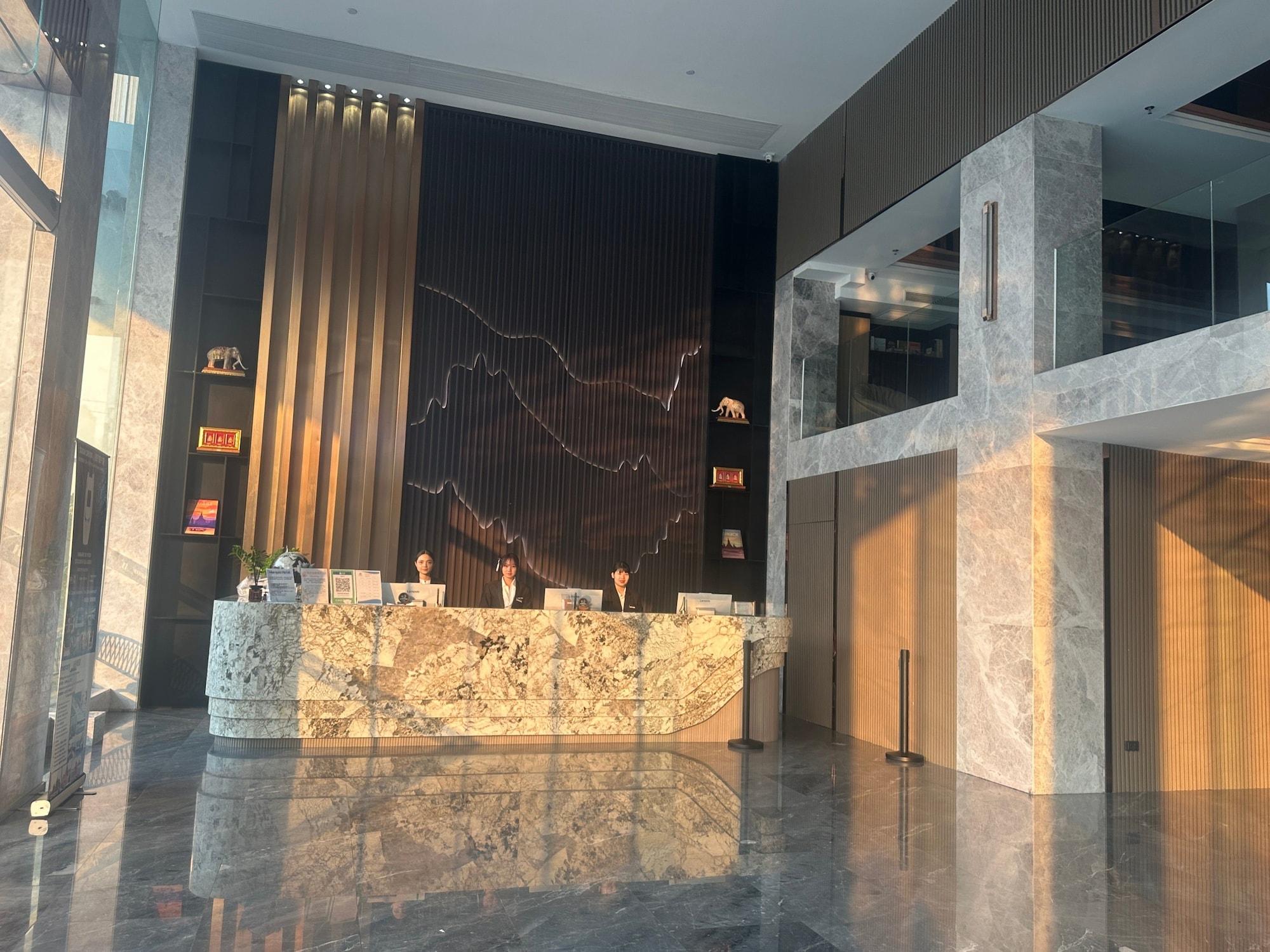 Vista Lobby NAWAMIN 95 HOTEL