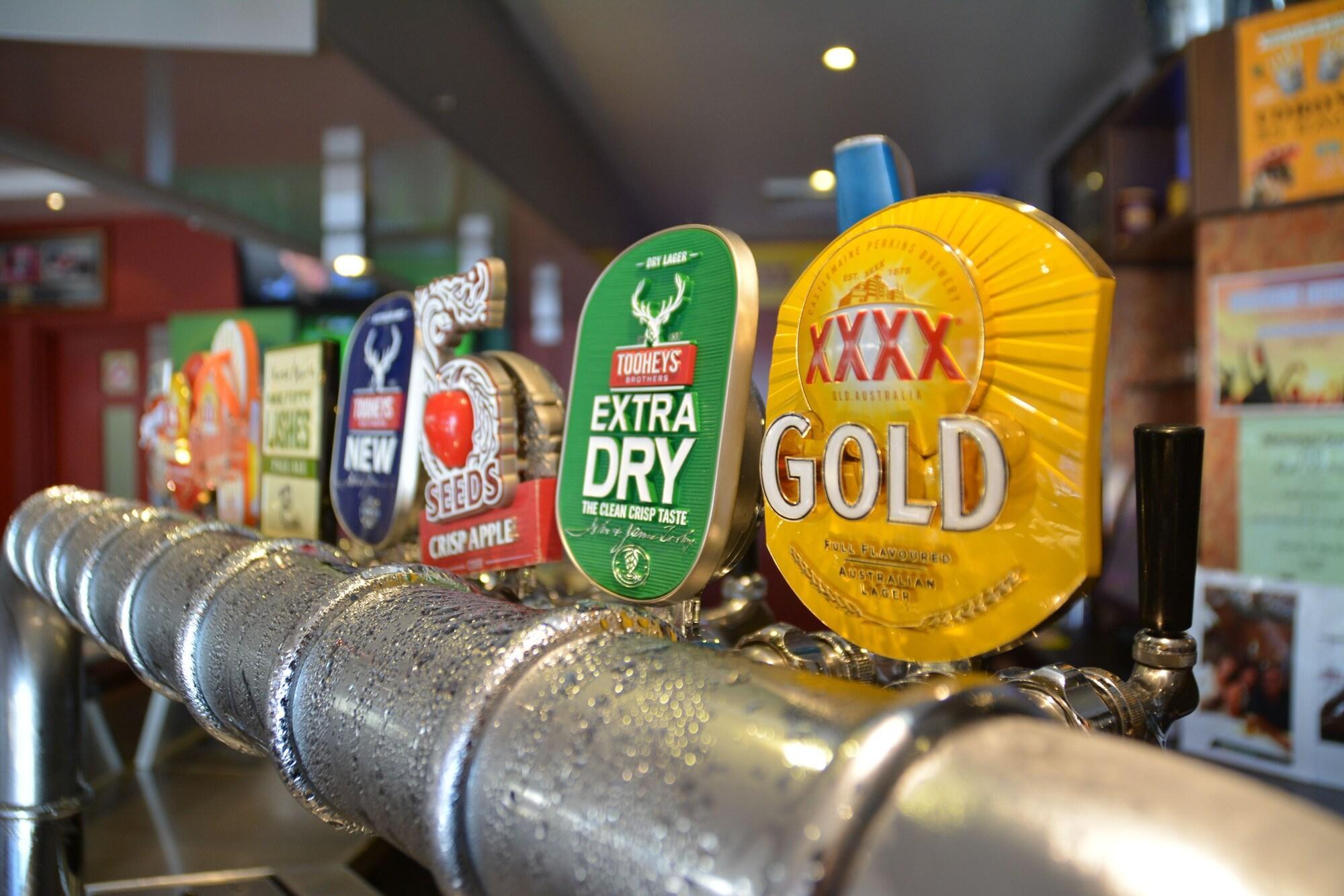 Bar/Salón O Shea S Royal Hotel