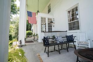 Alojamiento - Historic General Lewis Inn