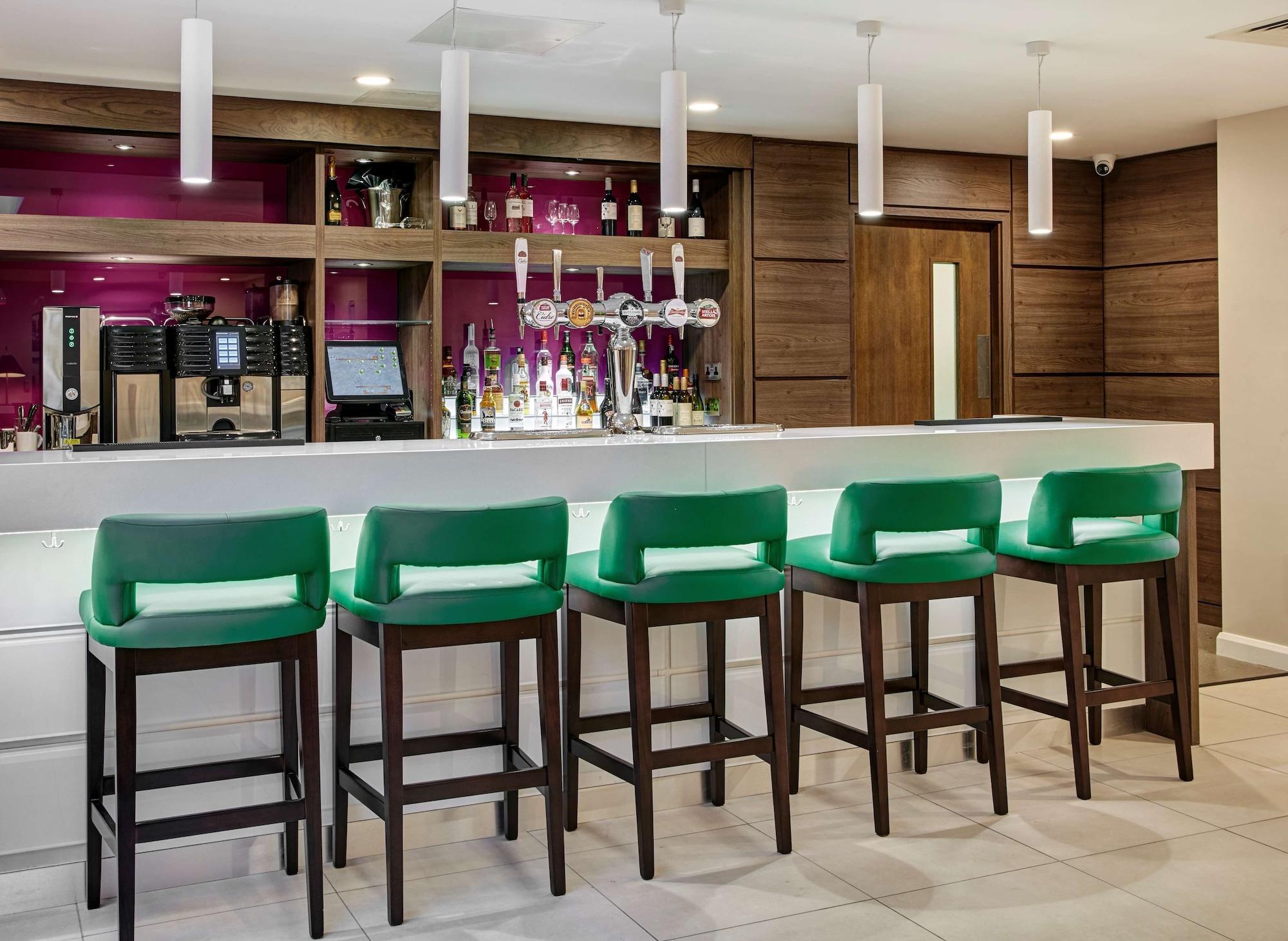 Bar/Salón Hampton by Hilton Bristol City Centre