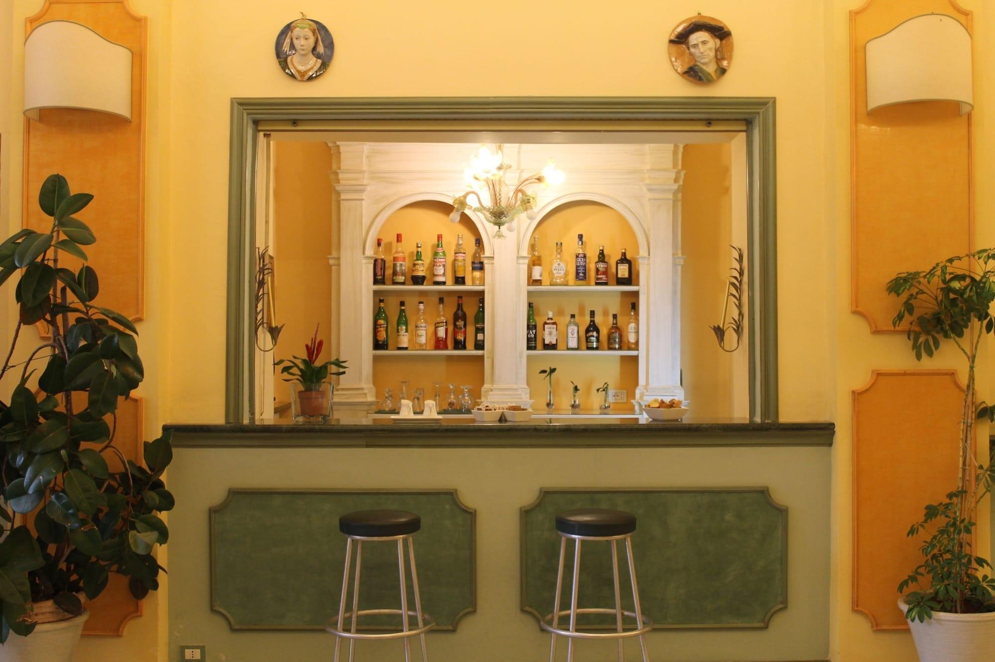 Bar/Salón Hotel Croce di Savoia