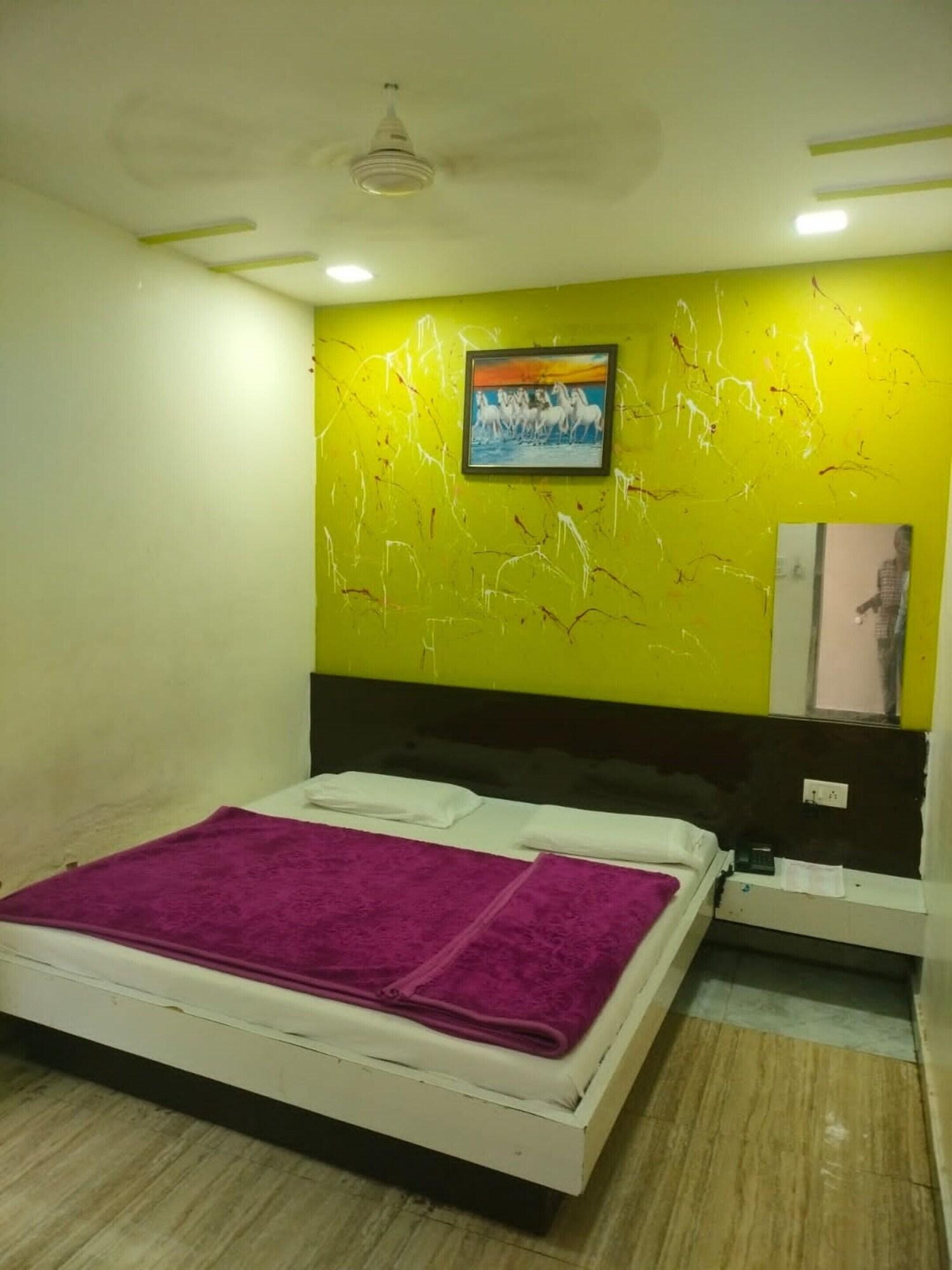 Varios Hotel Moon Sky Ajmer Good Facility