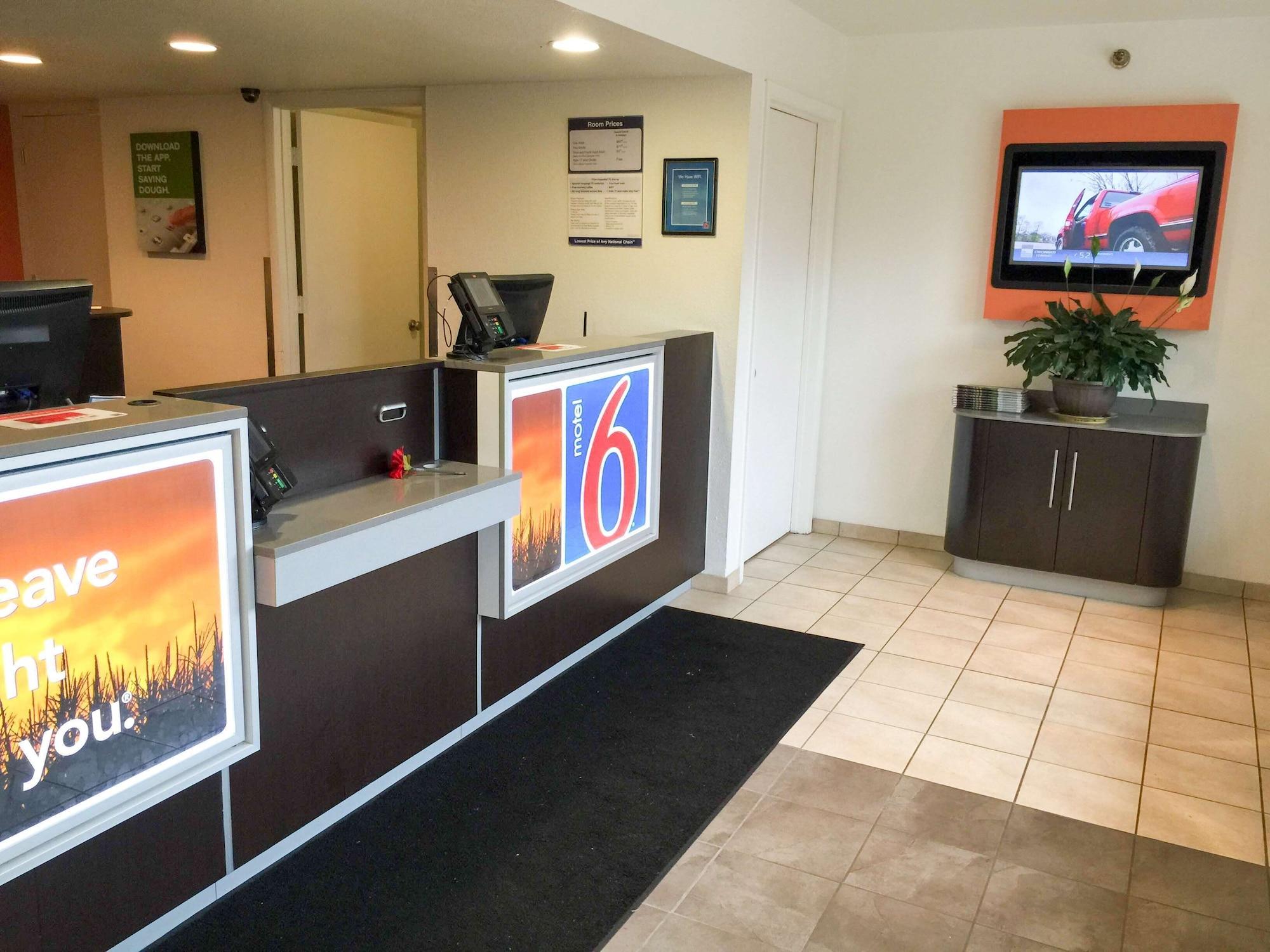 Set de Habitación Motel 6 Roseville, MN - Minneapolis North