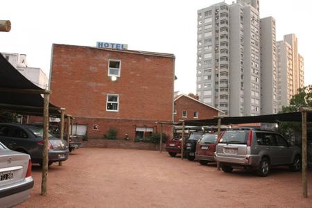 Varios Hotel Bravamar