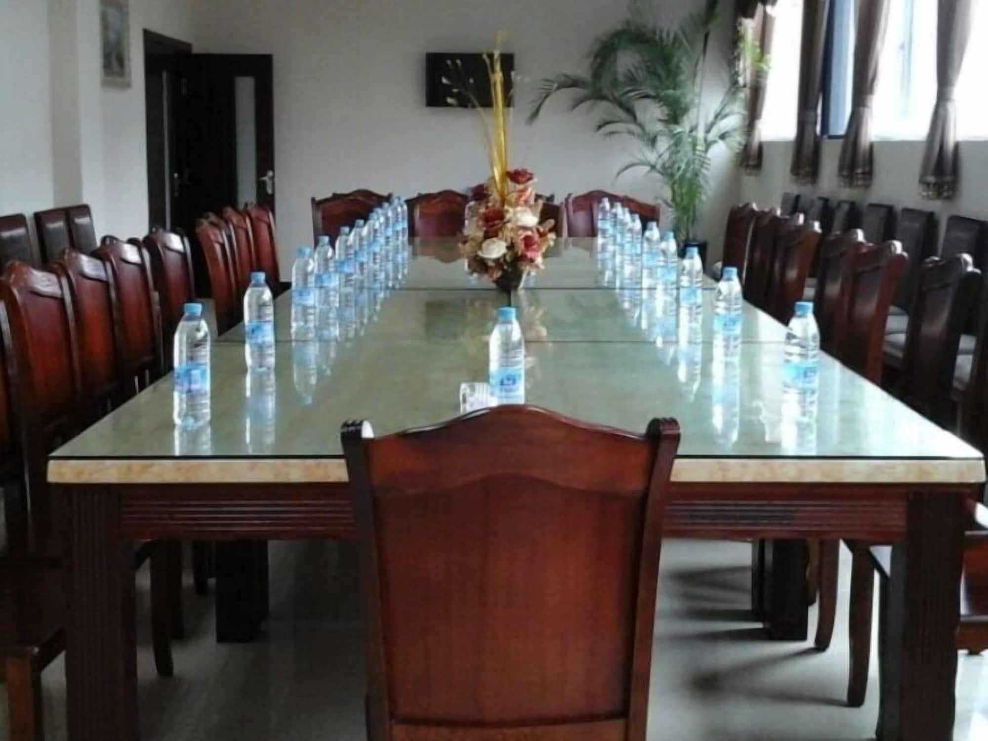 Sala de Reuniones GreenTree Inn Kunming Chenggong University City HSR Station Shilin Street Express Hotel