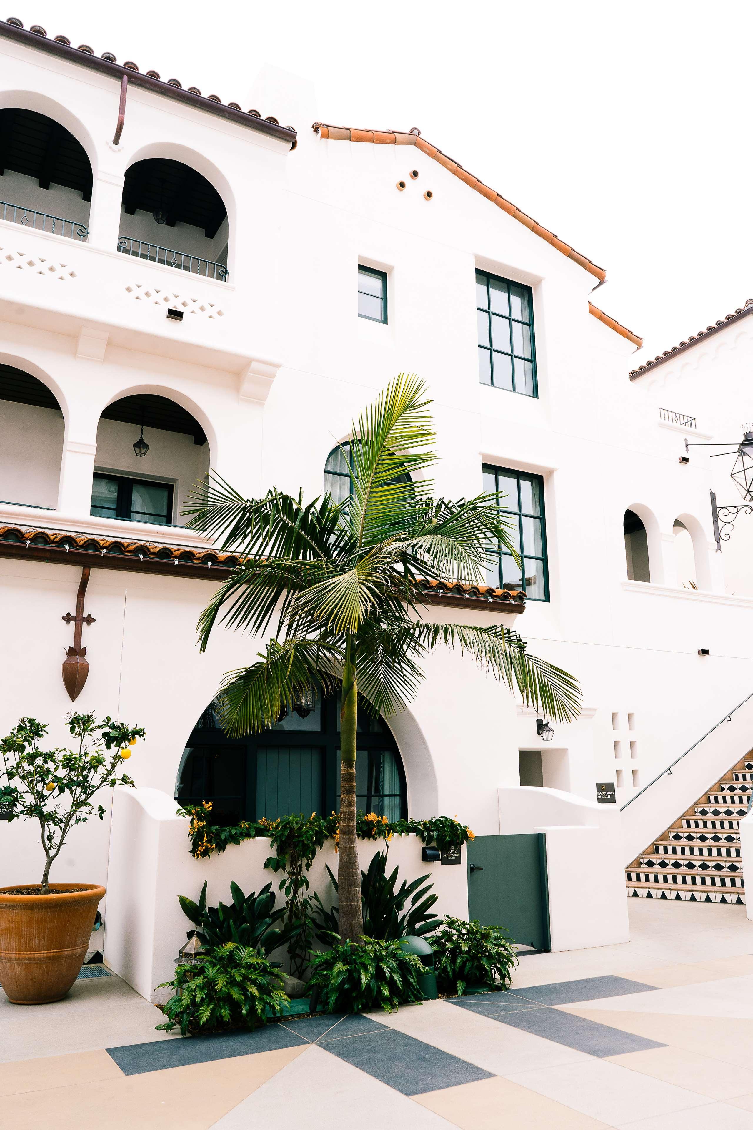 Vista Exterior Hotel Californian