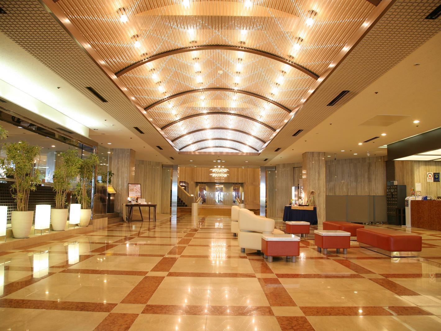 Vista Exterior Osaka Garden Palace