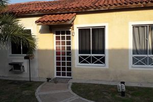 Alquiler Vacacional - House in Condo Praia de Manguinhos - Serra / ES with Wifi and Parking