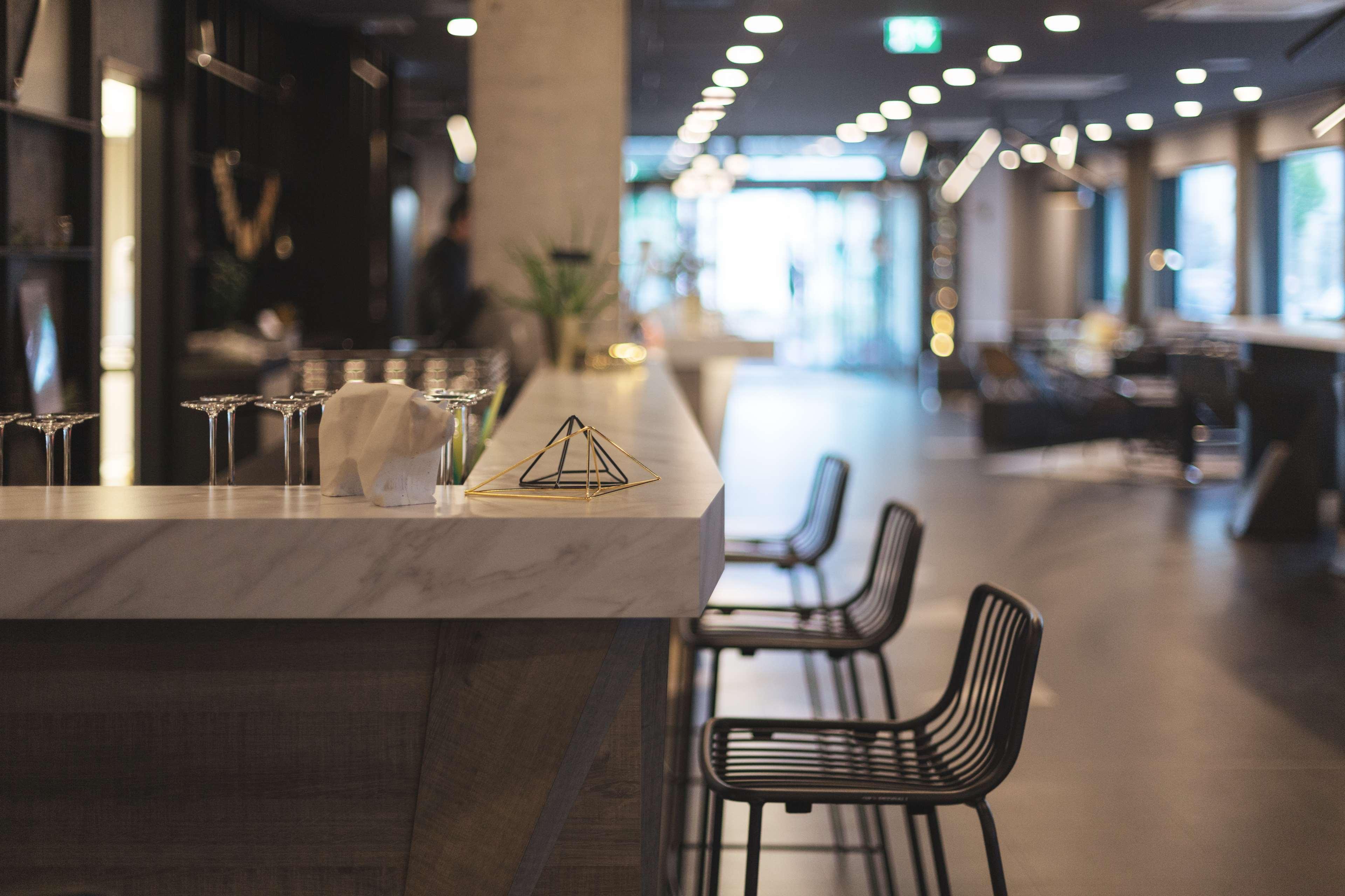 Bar/Salón Holiday Inn - the niu, Coin Frankfurt Ostend by IHG