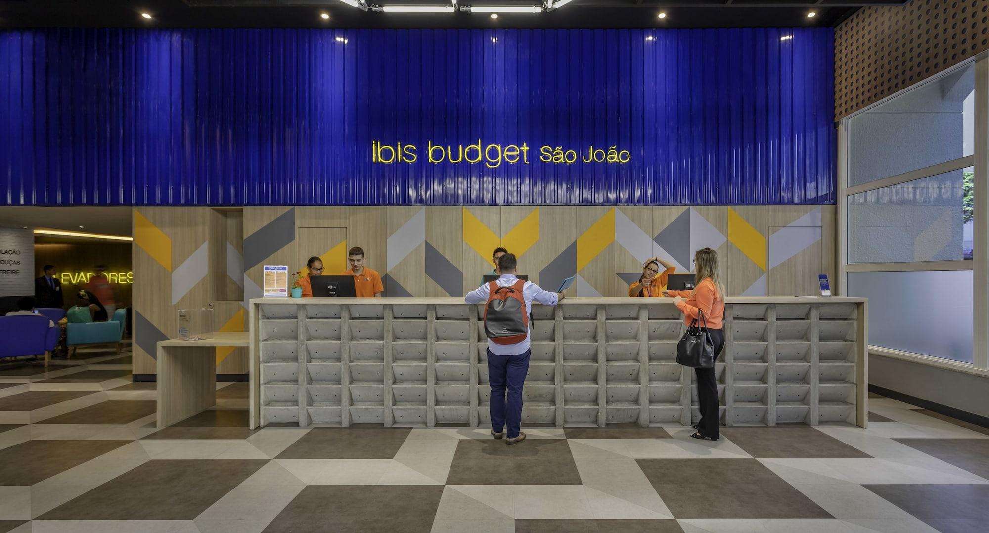 Vista Lobby Ibis Budget SP Centro São João