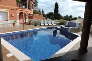 Alquiler Vacacional - VILLA WITH POOL ON THE TROPICAL COAST