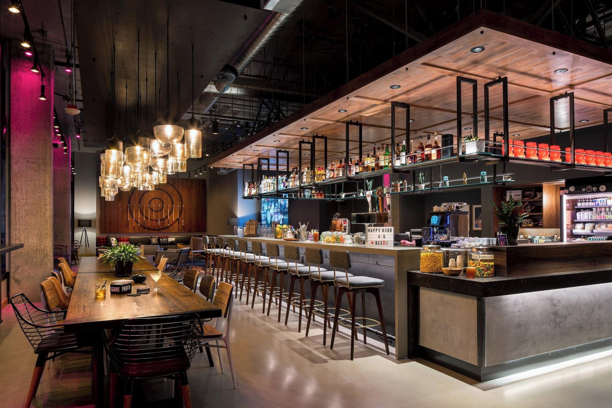 Bar/Salón MOXY Seattle Downtown