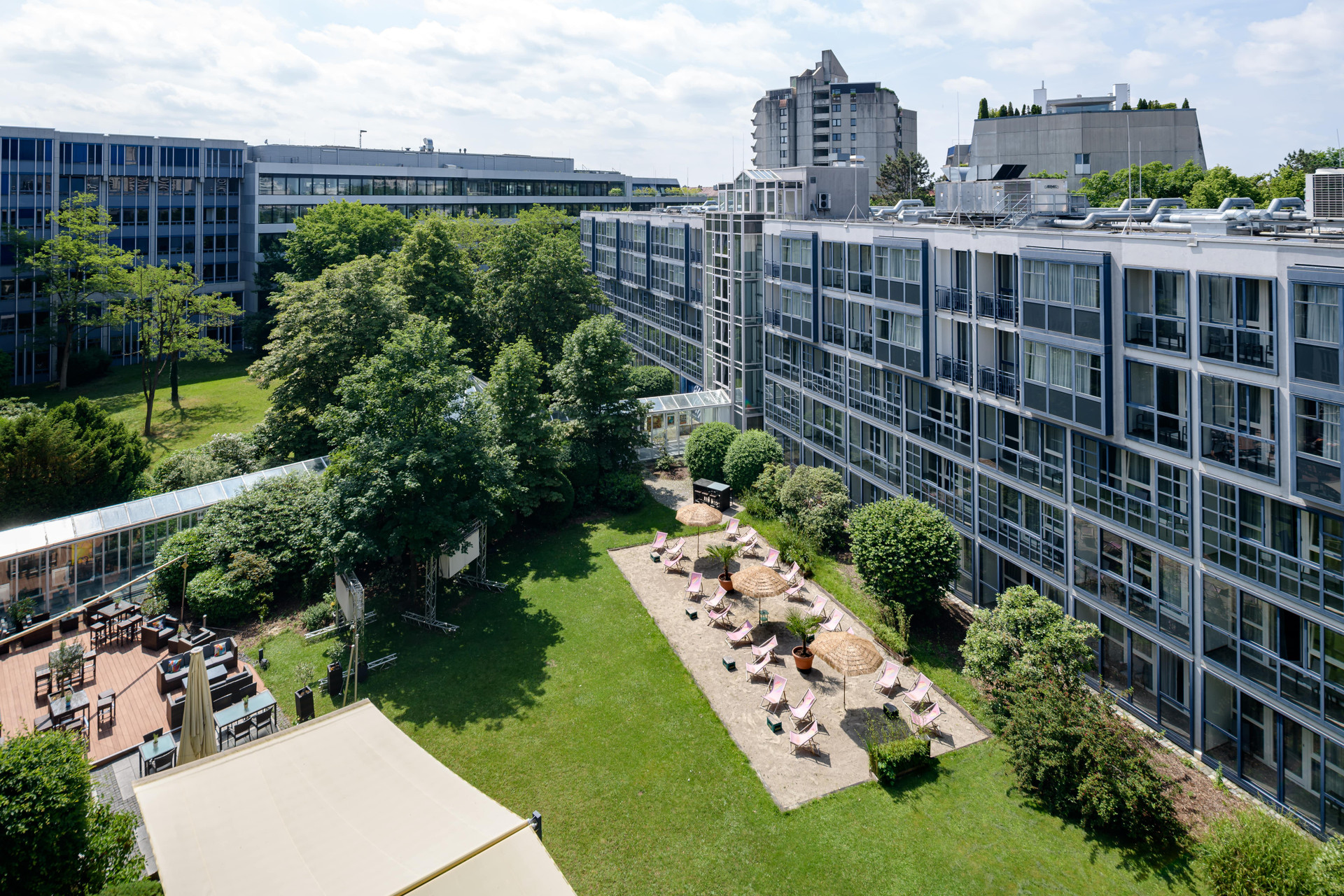 Vista Exterior Pullman Munich