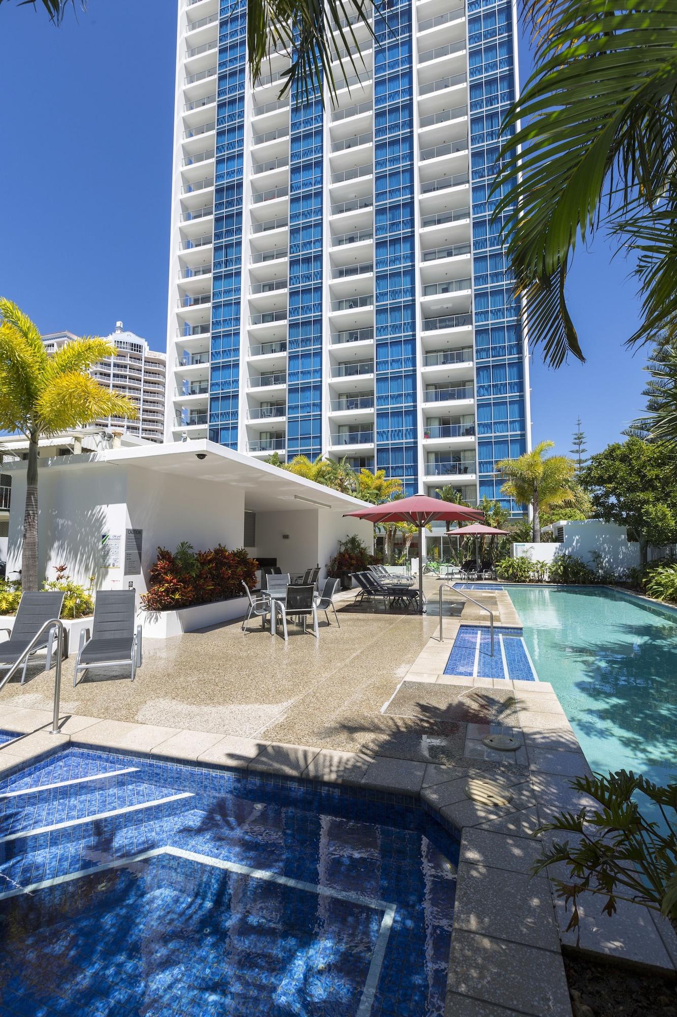 Vista Piscina Ocean Pacific Broadbeach