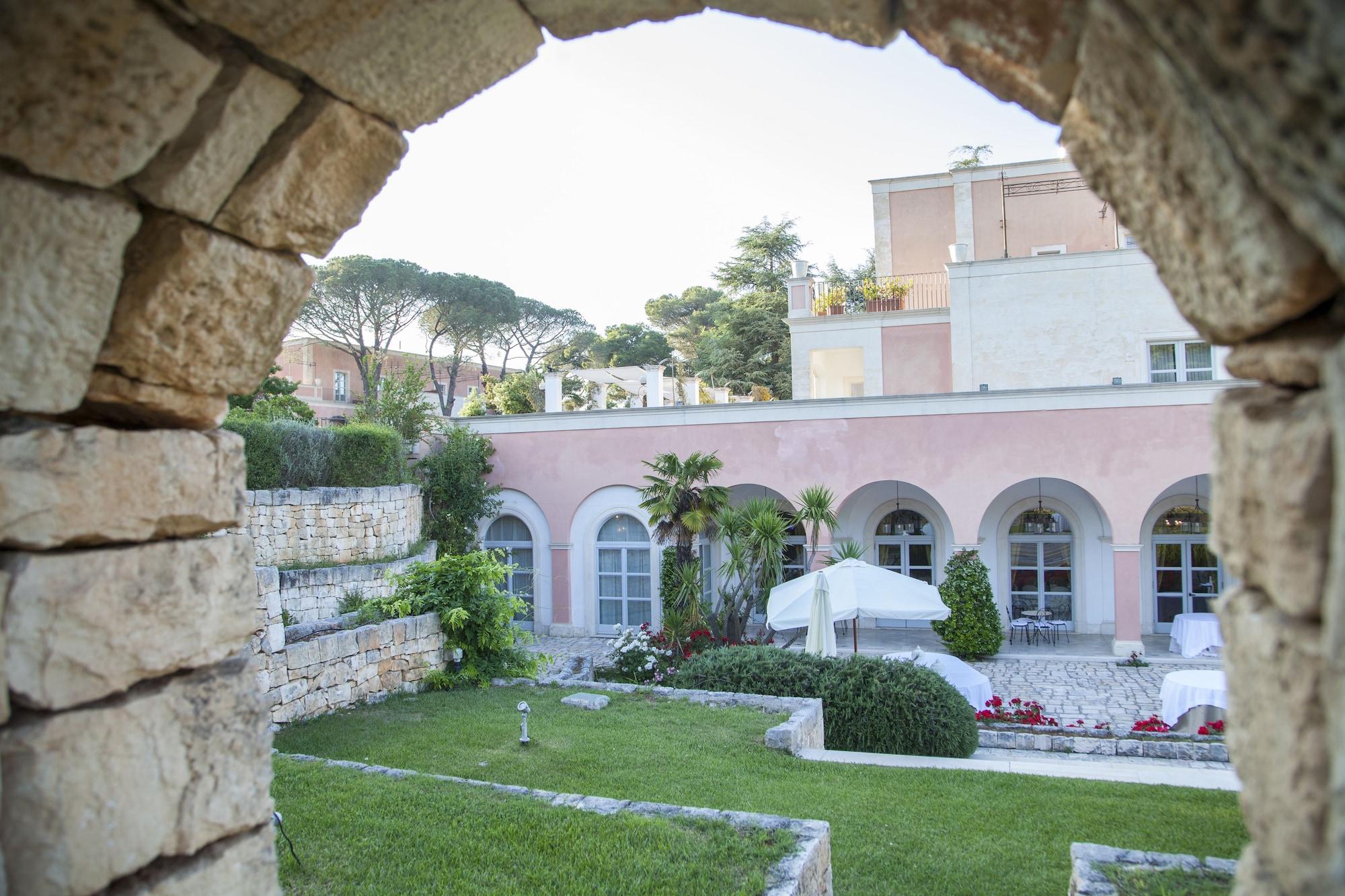 Vista Exterior Relais Villa San Martino