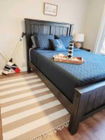 Alquiler Vacacional - Escape to Muskoka Waterfront Cottage - Hot Tub & Private Beach!!