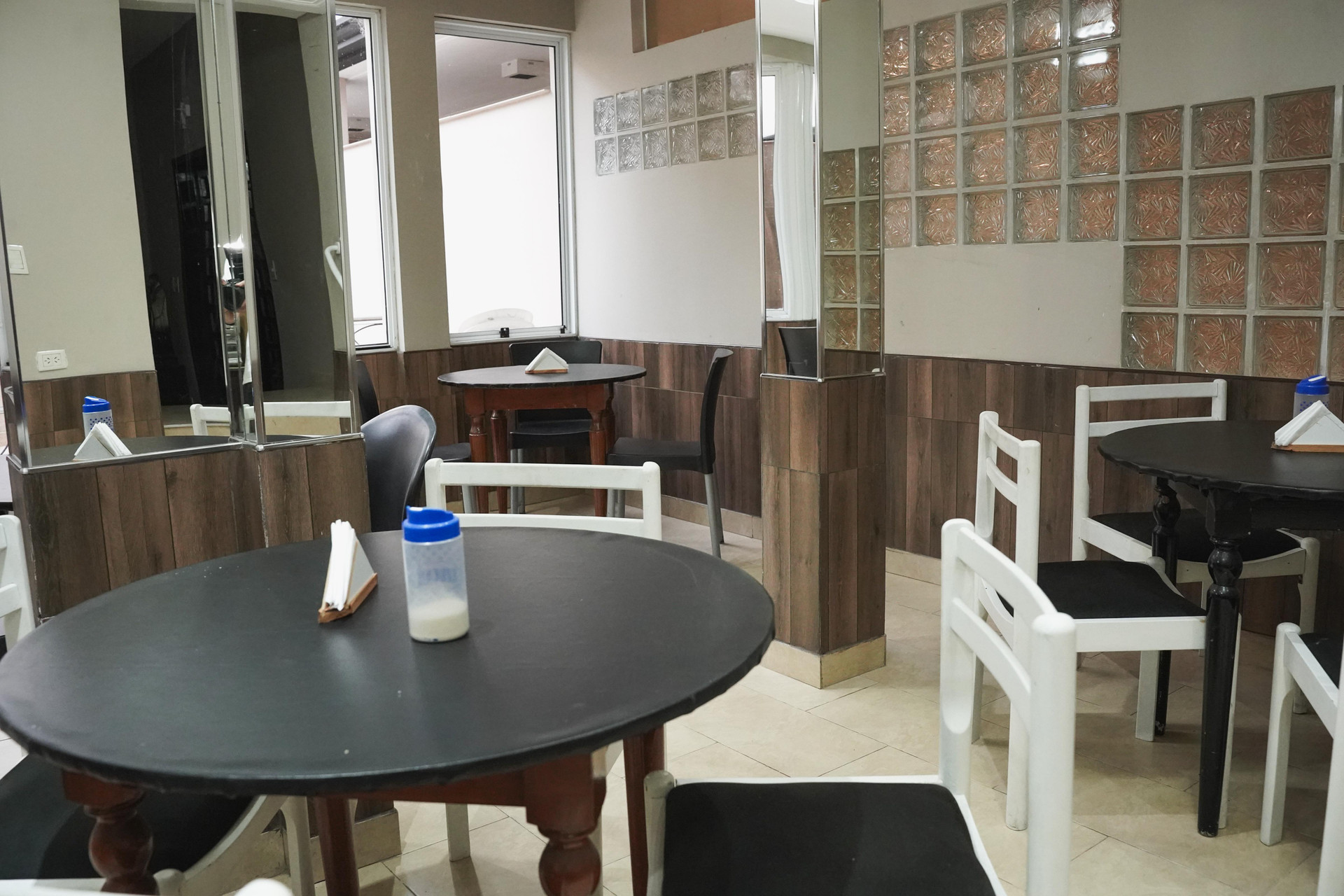 Área de desayuno Hotel Haiti