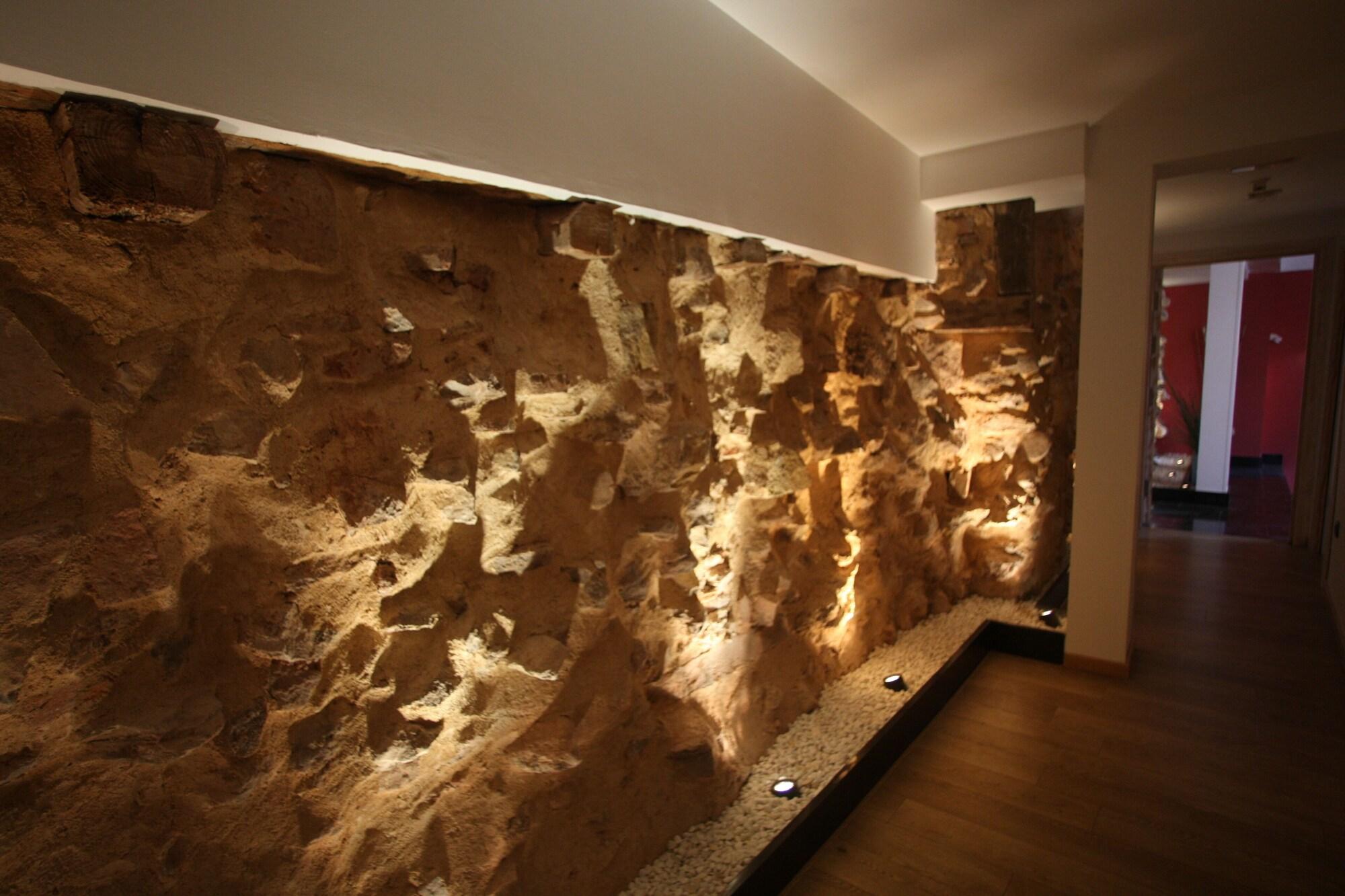 Varios Boutique Hotel Castilla