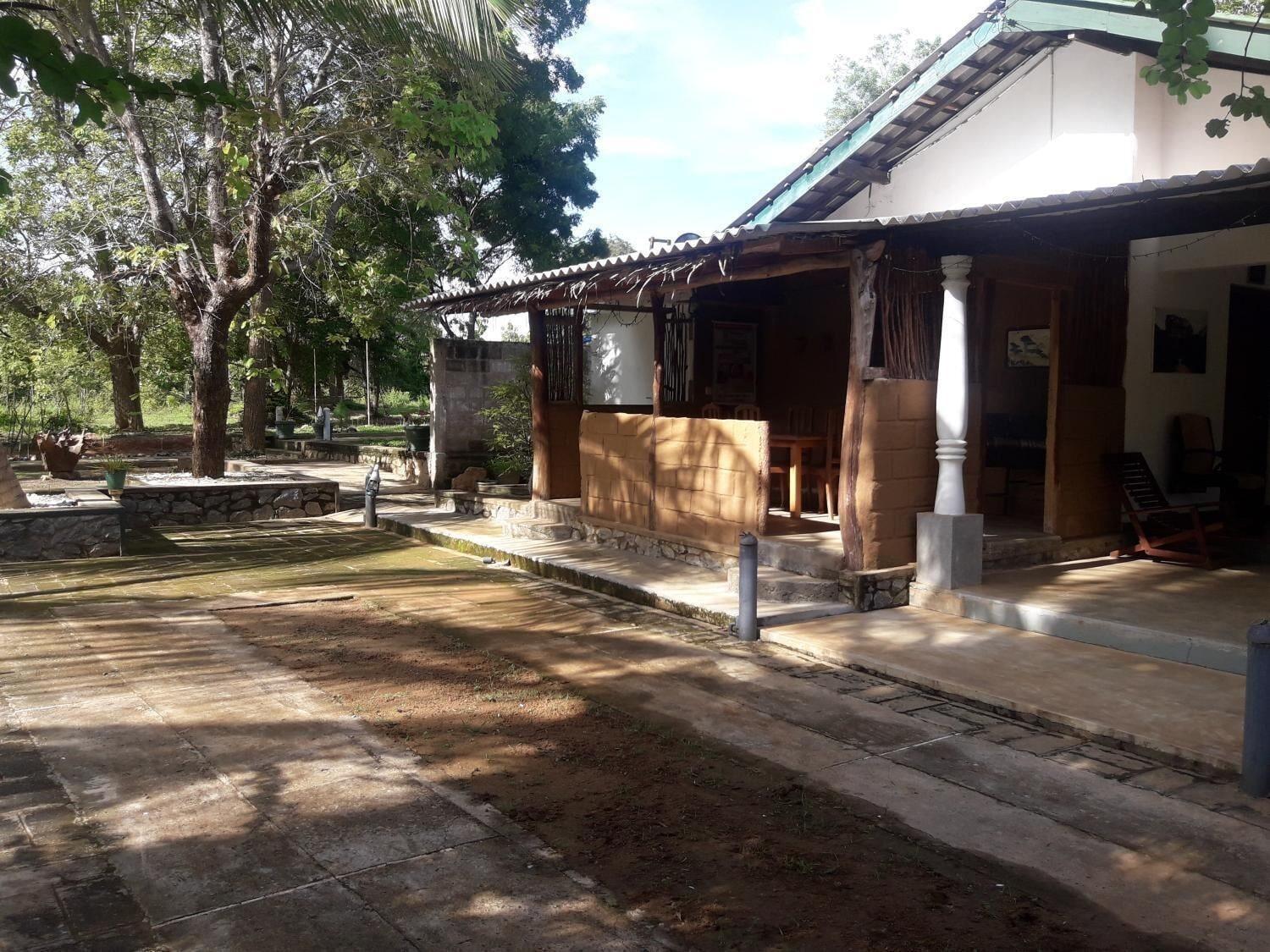 Vista Exterior Ladun Sigiri Villa