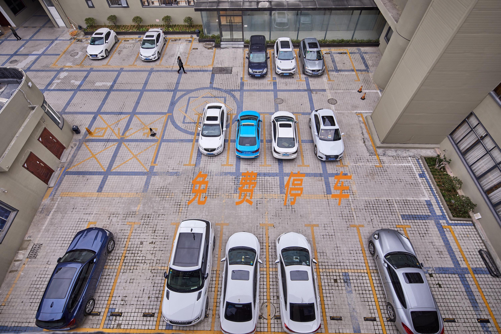 Vista Exterior Ji Hotel (Hanzhong Central Plaza)