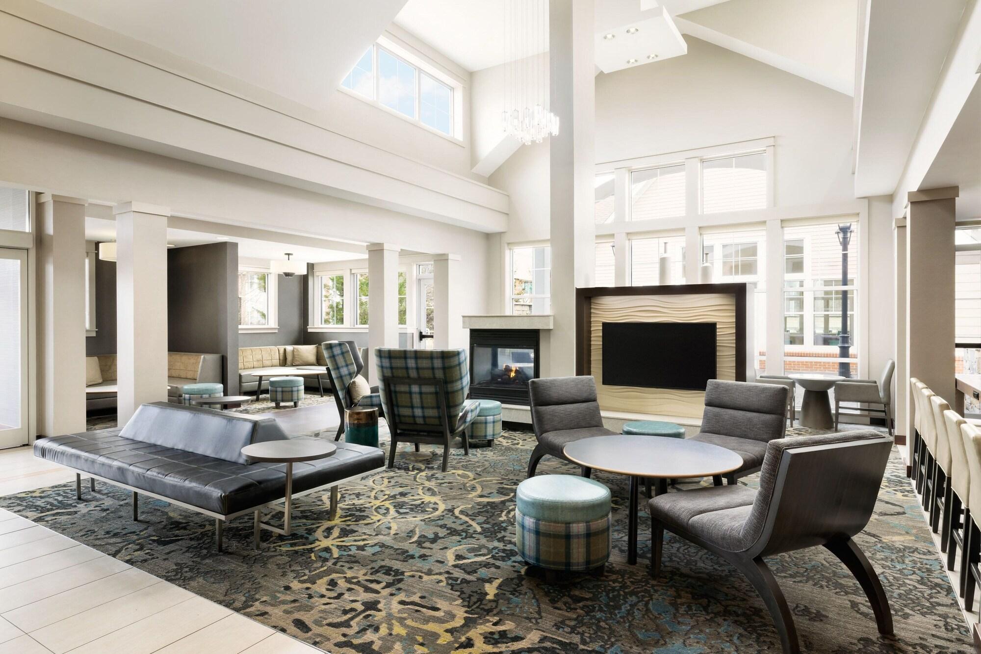 Vista Lobby Residence Inn by Marriott Concord