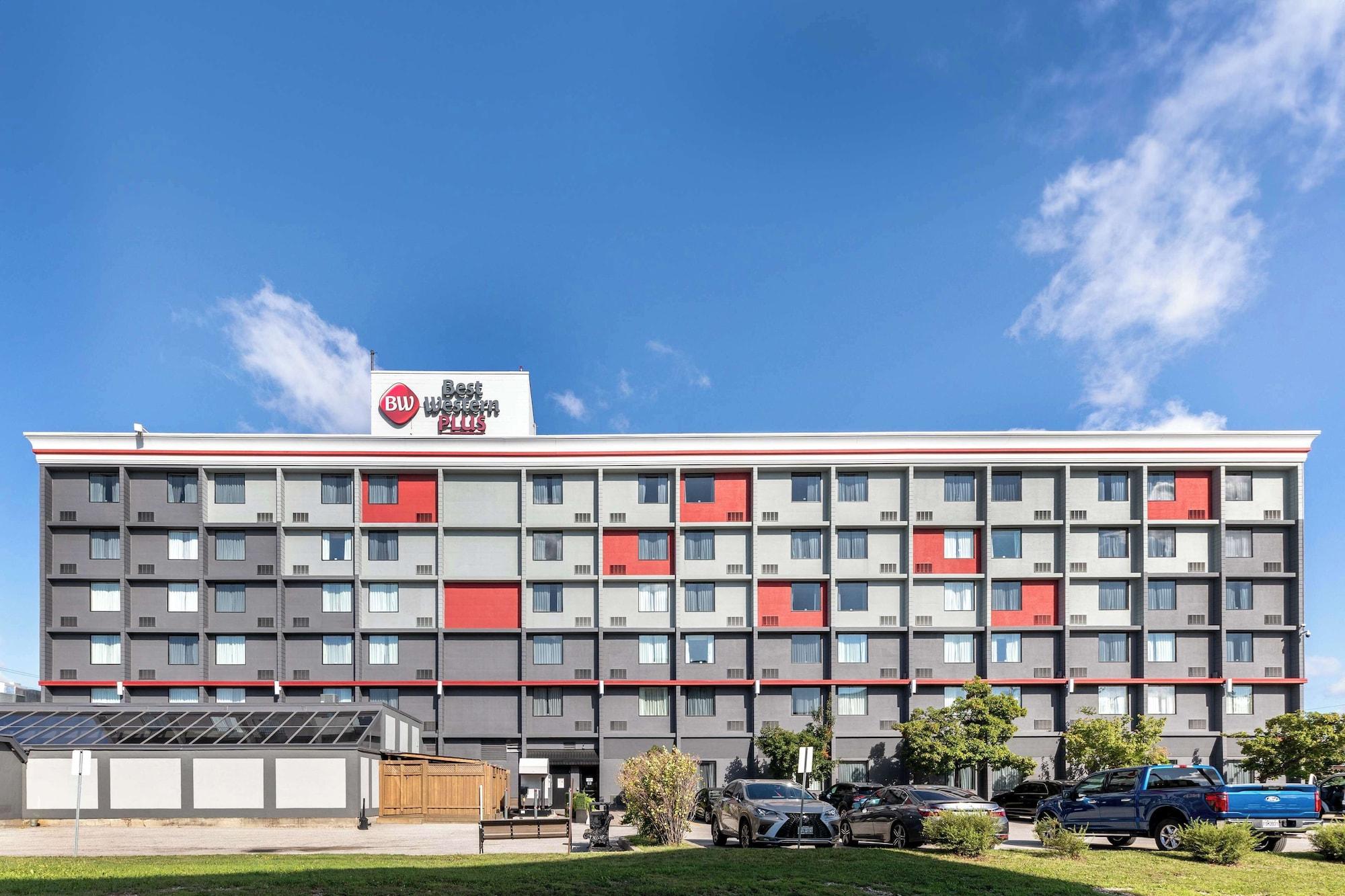 Vista Exterior Best Western Plus Toronto Airport Hotel