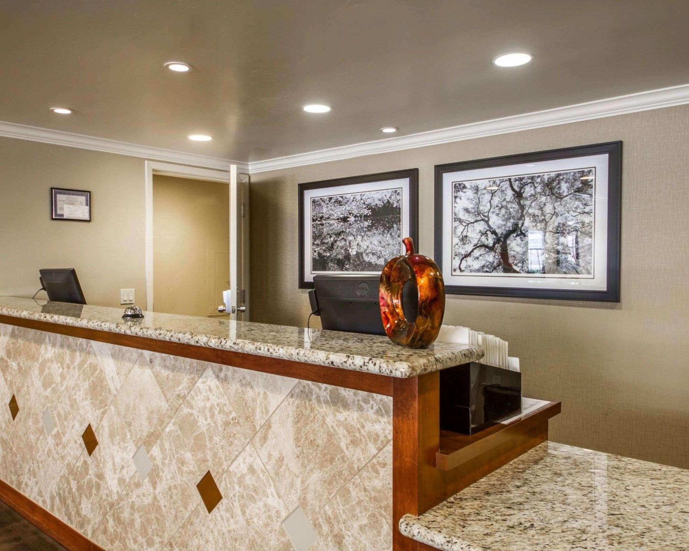 Vista Lobby Hotel Med Park, an Ascend Collection Hotel