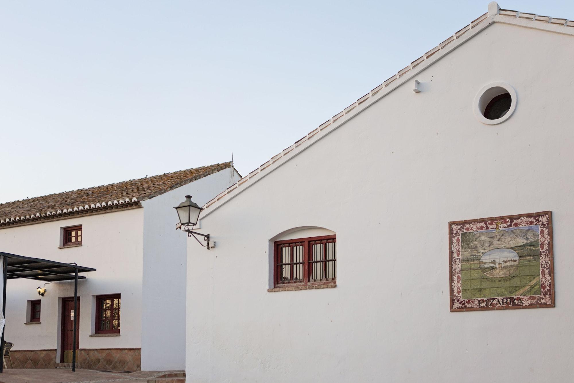 Vista Exterior Hotel & Restaurant Cortijo del Arte