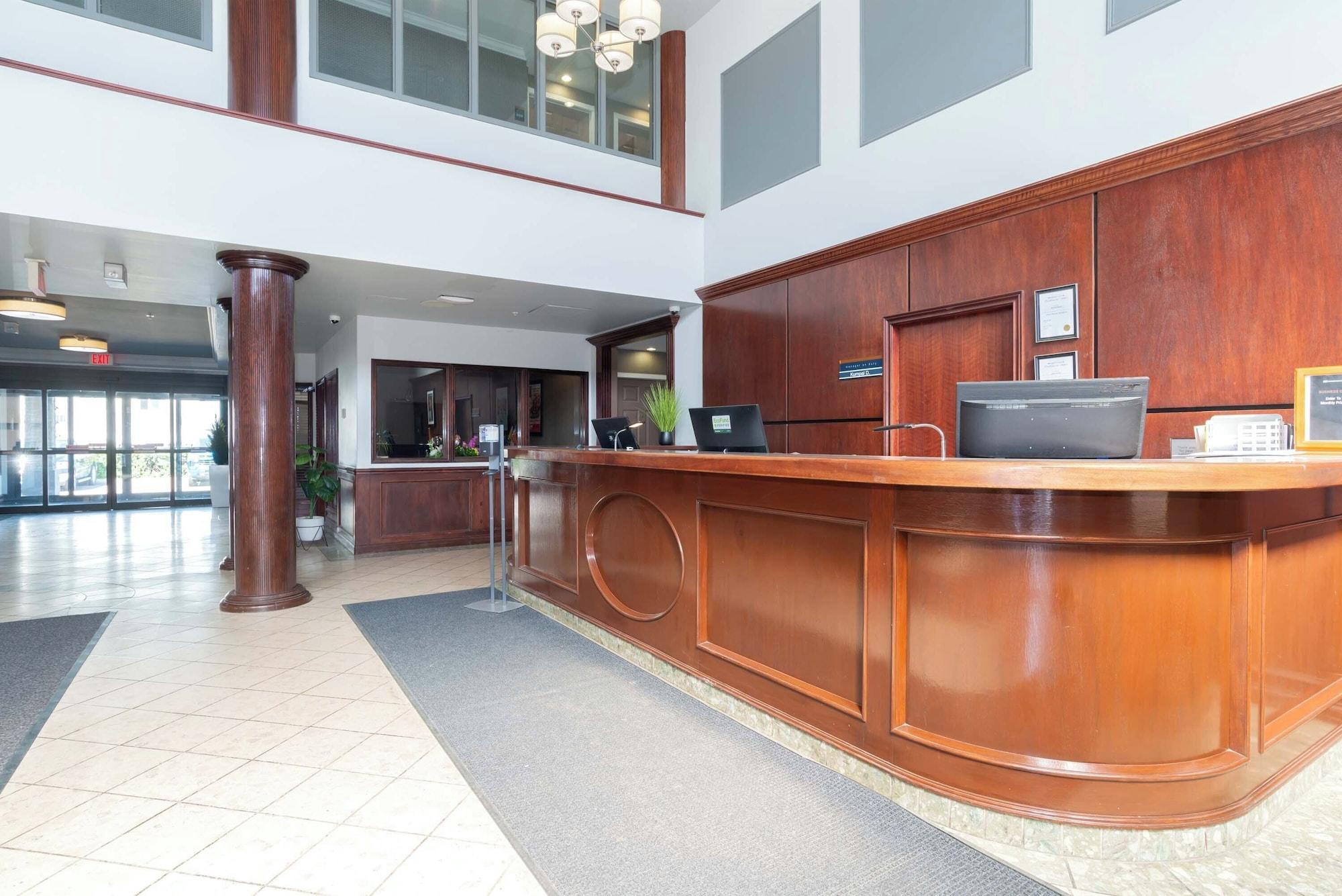 Vista Exterior Sandman Hotel Saskatoon